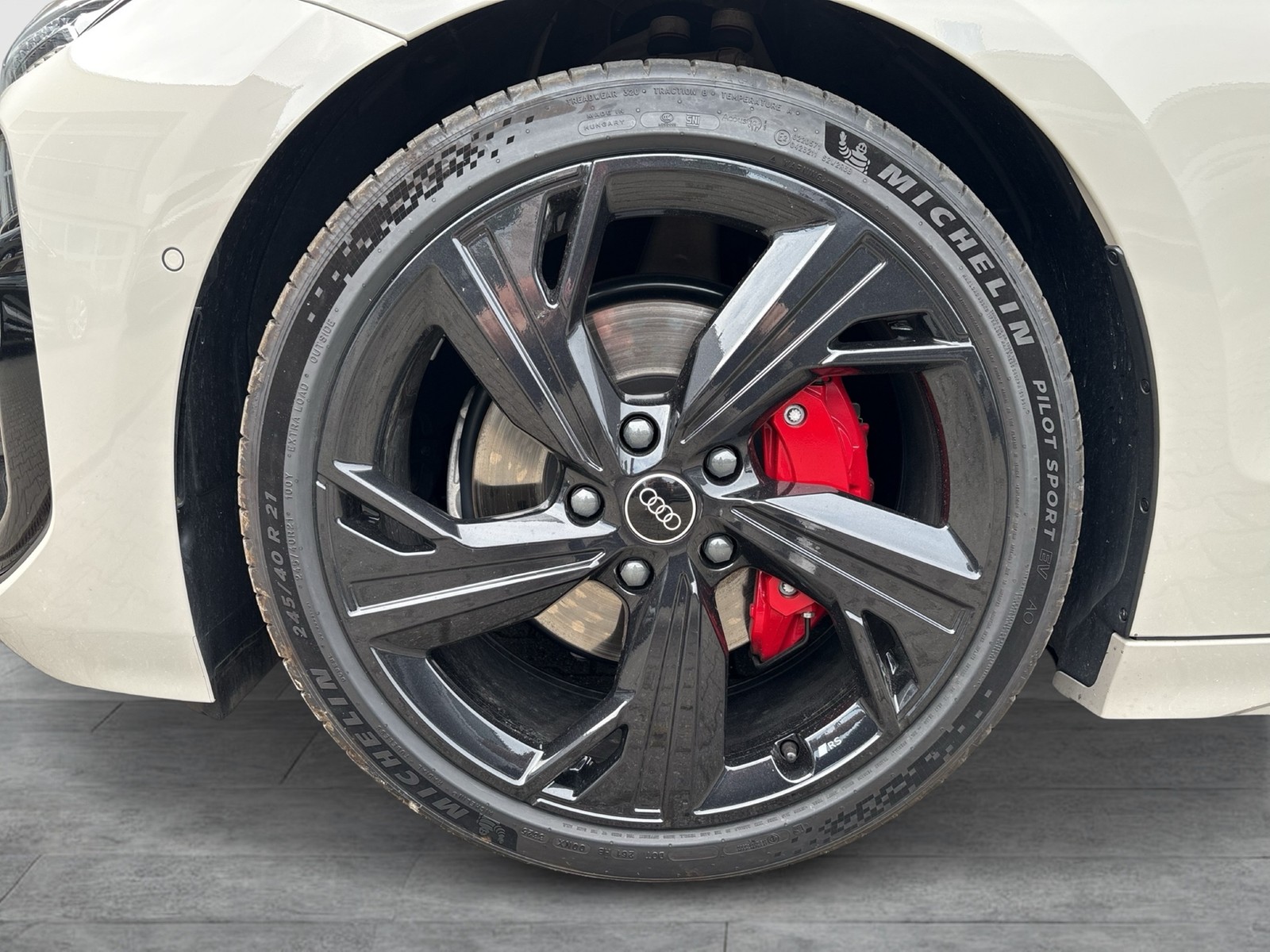 Audi A6 e-tron Avant quattro S LINE AHK 360°CAM LM21
