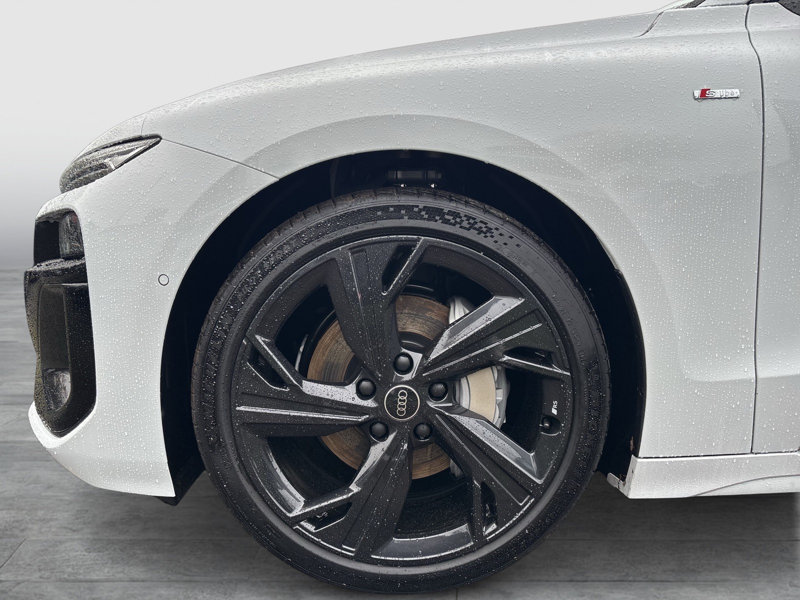 Audi A6 e-tron Avant performance S LINE AHK ACC LM21