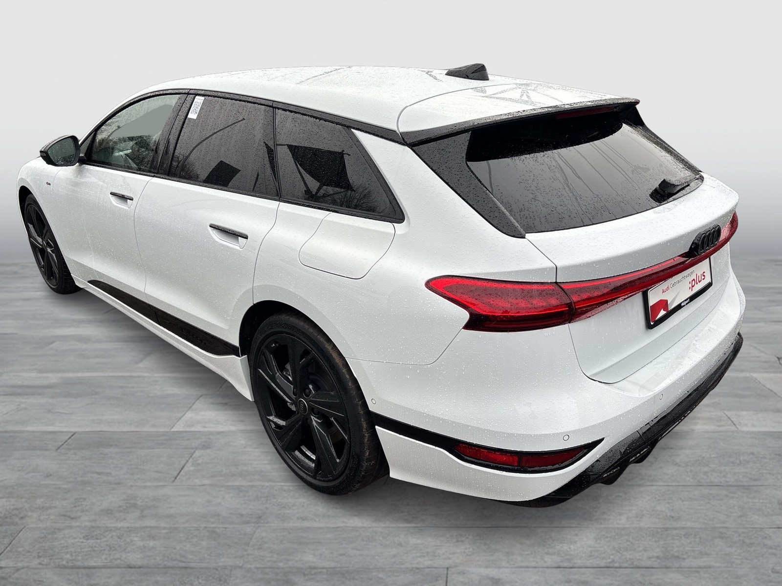 Audi A6 e-tron Avant performance S LINE AHK ACC LM21