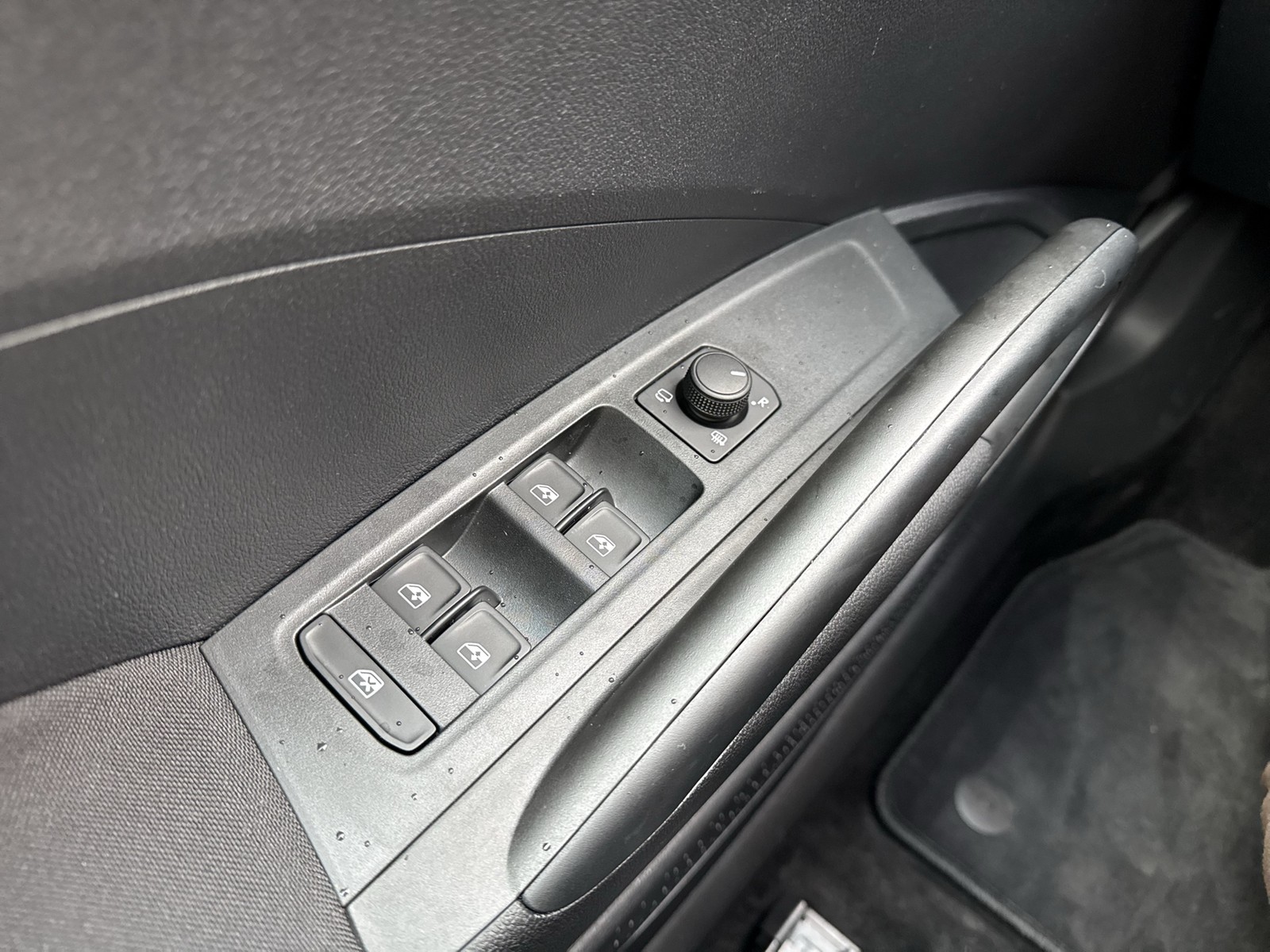 Skoda Fabia Tour 1.0TSI Tour ACC PDC Smartlink SHZ