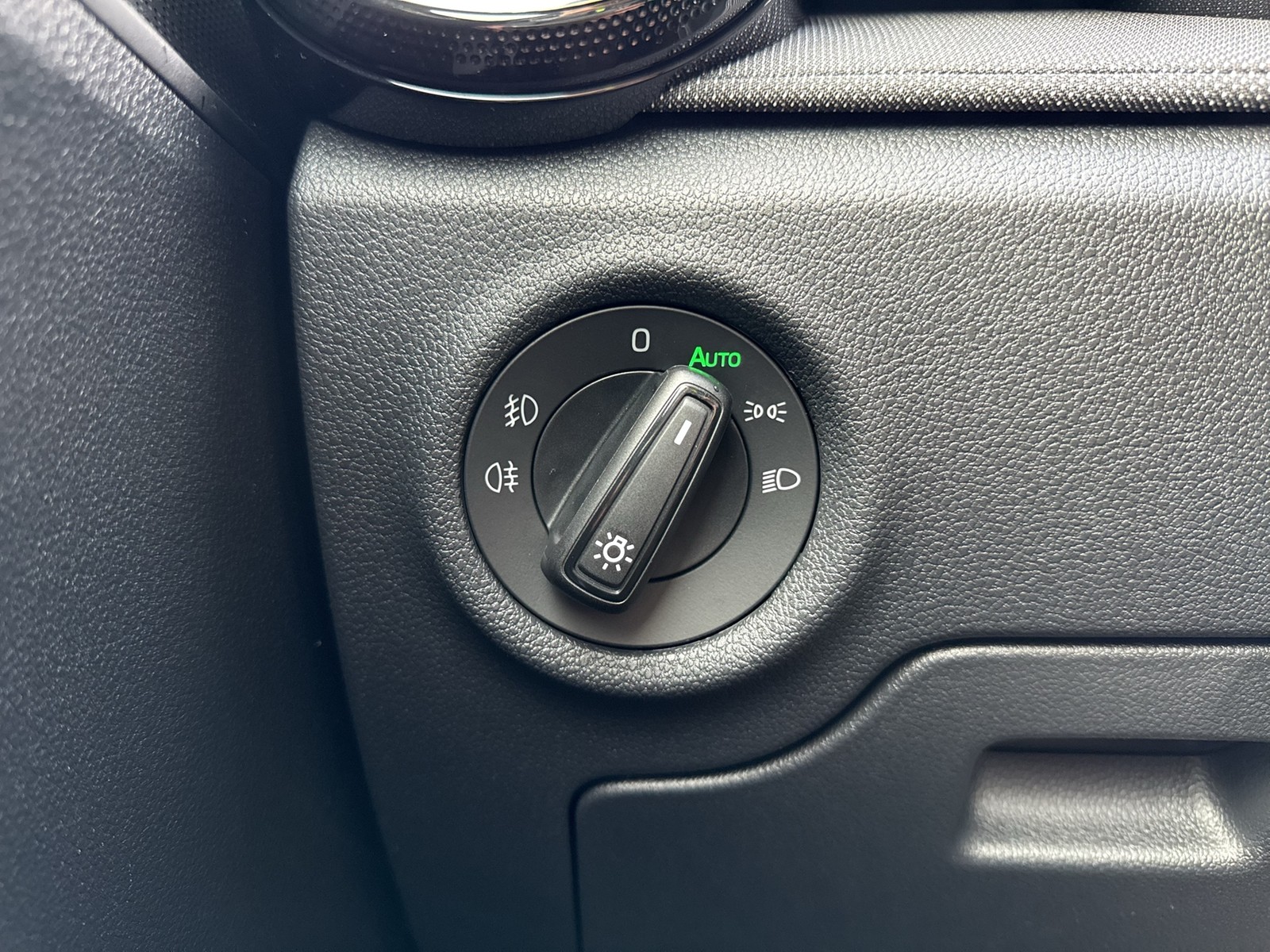 Skoda Fabia Tour 1.0TSI Tour ACC PDC Smartlink SHZ