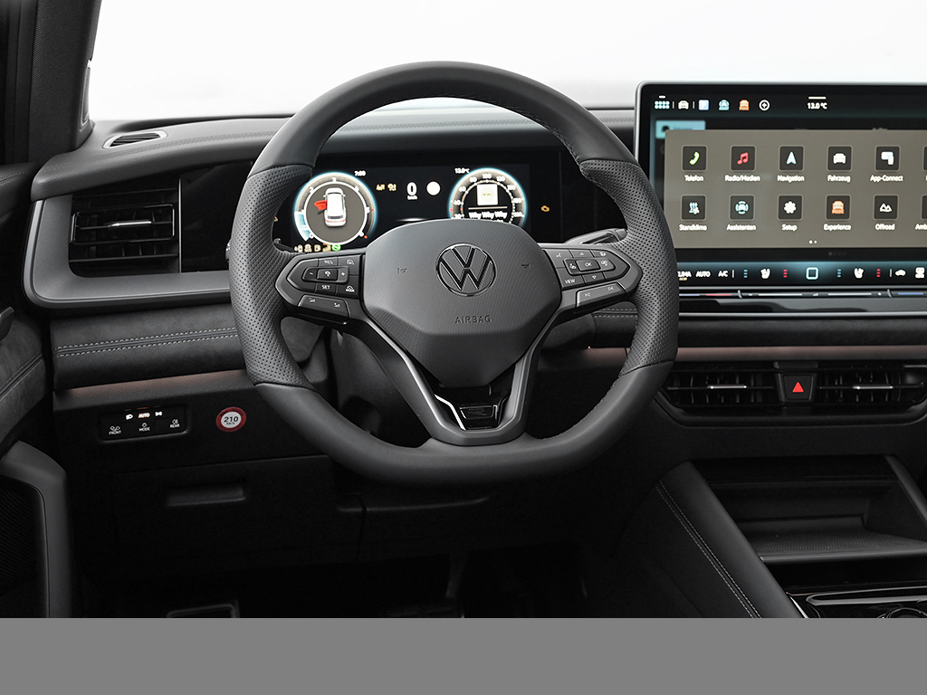 Volkswagen Tayron 2.0 R-LINE BLACK STYLE 4X4 PANO AHK LM20