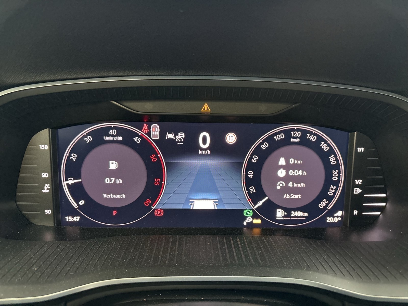 Skoda Octavia Combi 2.0 SELECTION AHK CAM ACC NAVI