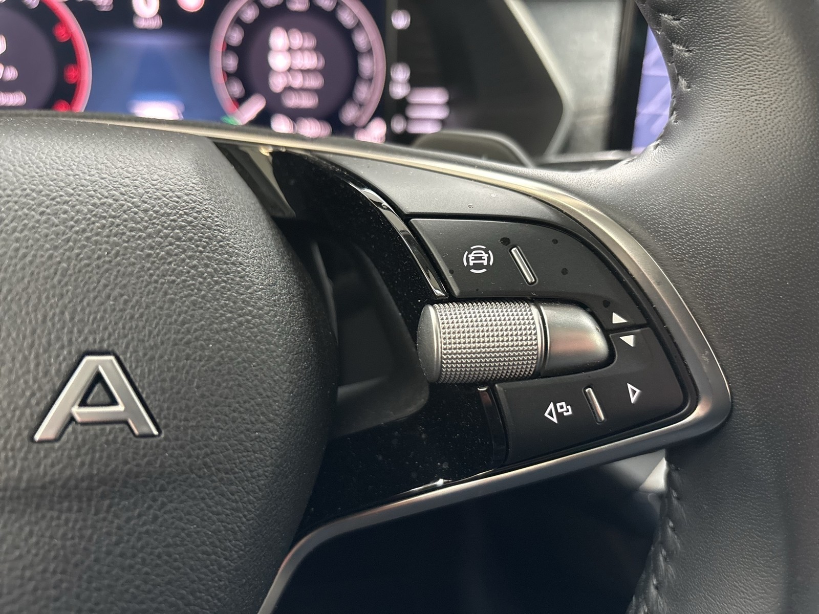 Skoda Octavia Combi 2.0 SELECTION AHK CAM ACC NAVI