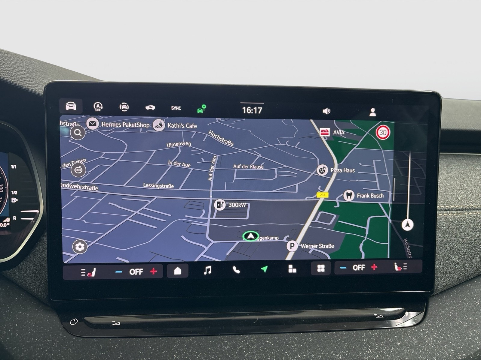 Skoda Octavia Combi 2.0 SELECTION AHK CAM ACC NAVI