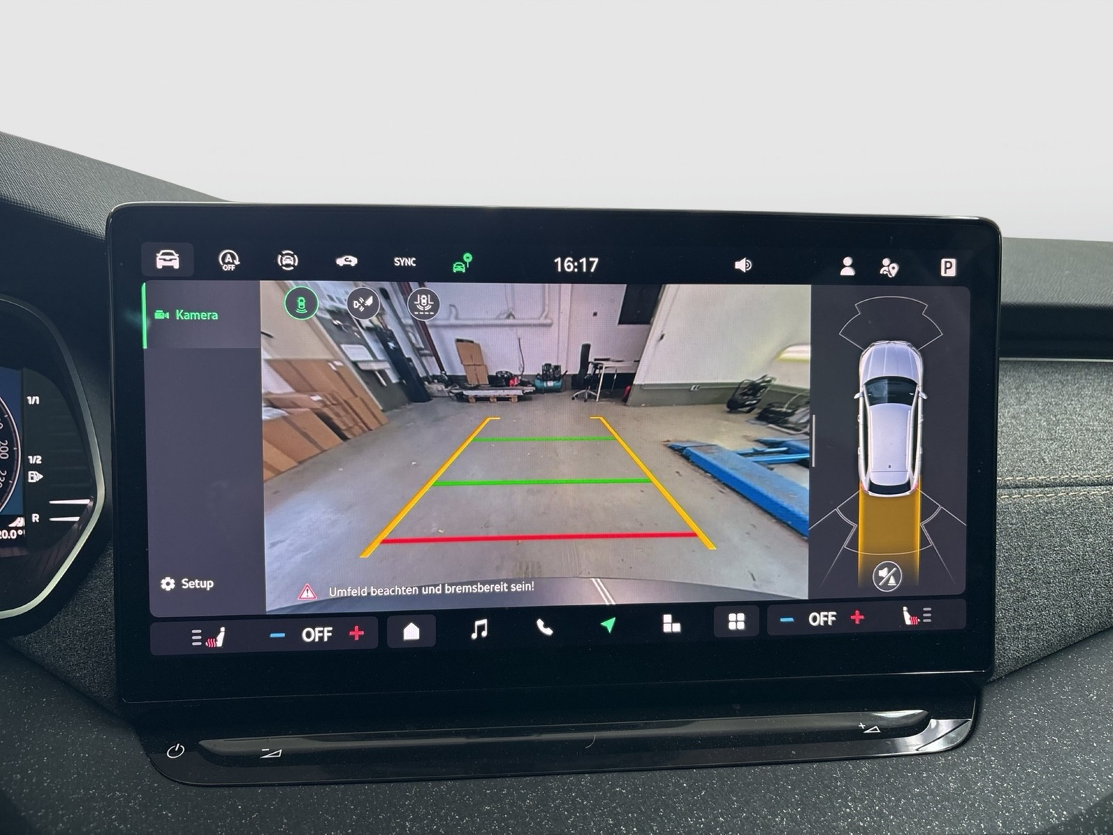 Skoda Octavia Combi 2.0 SELECTION AHK CAM ACC NAVI