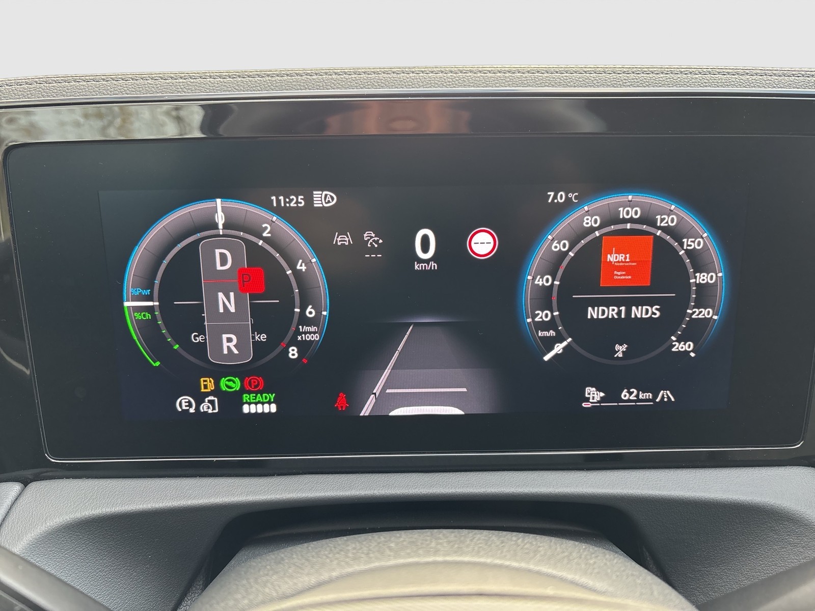 Volkswagen Tiguan 1.5 HYBRID ELEGANCE NEUES MODELL AHK CAM