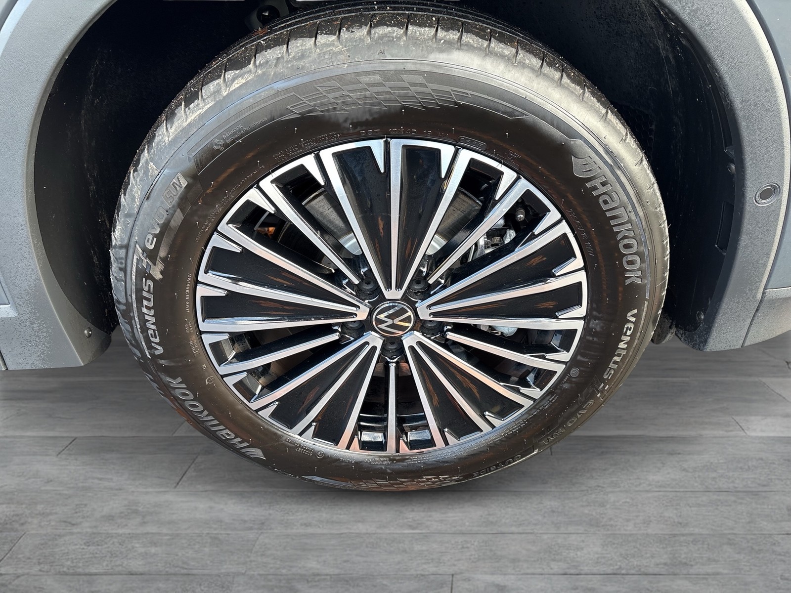 Volkswagen Tiguan 1.5 HYBRID ELEGANCE NEUES MODELL AHK CAM