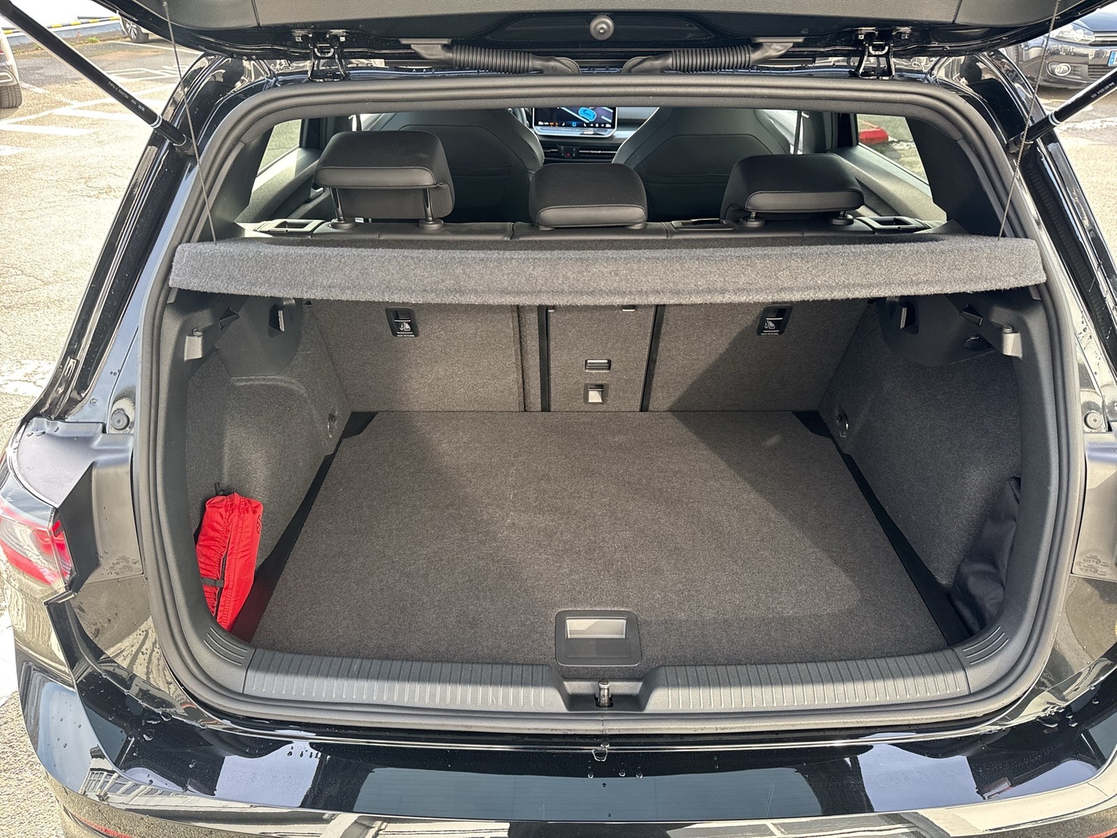 Volkswagen Golf VIII 1.5 R-LINE BLACK STYLE FACELIFT CAM ACC LM18 NAVI