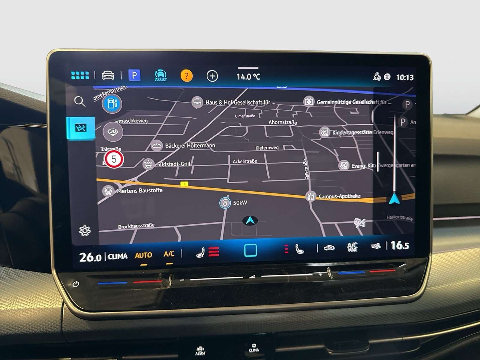 Volkswagen Golf VIII 1.5 eTSI ENERGY CAM ACC NAVI CARPLAY