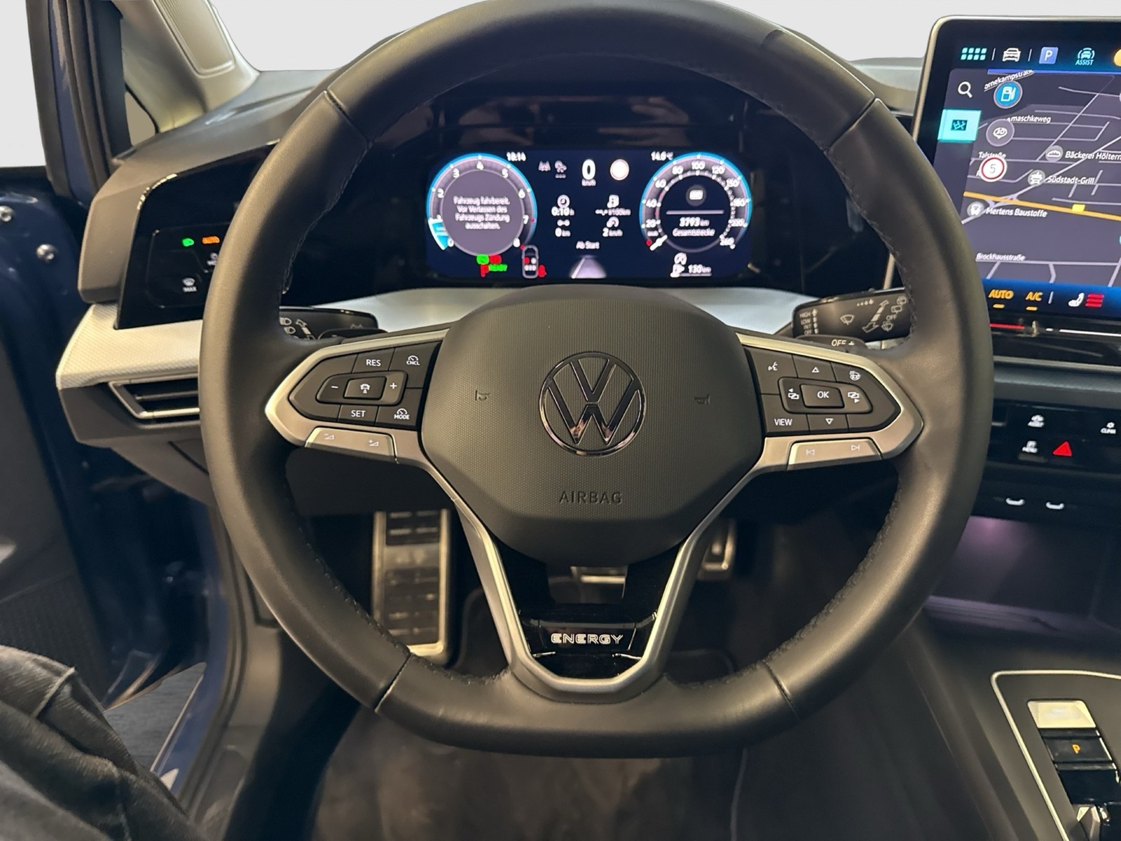 Volkswagen Golf VIII 1.5 eTSI ENERGY CAM ACC NAVI CARPLAY
