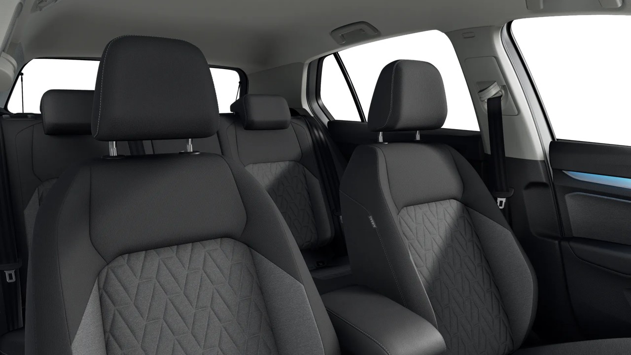 Volkswagen Golf VIII 1.5 eTSI LIFE CAM ACC HEAD-UP NAVI ALU