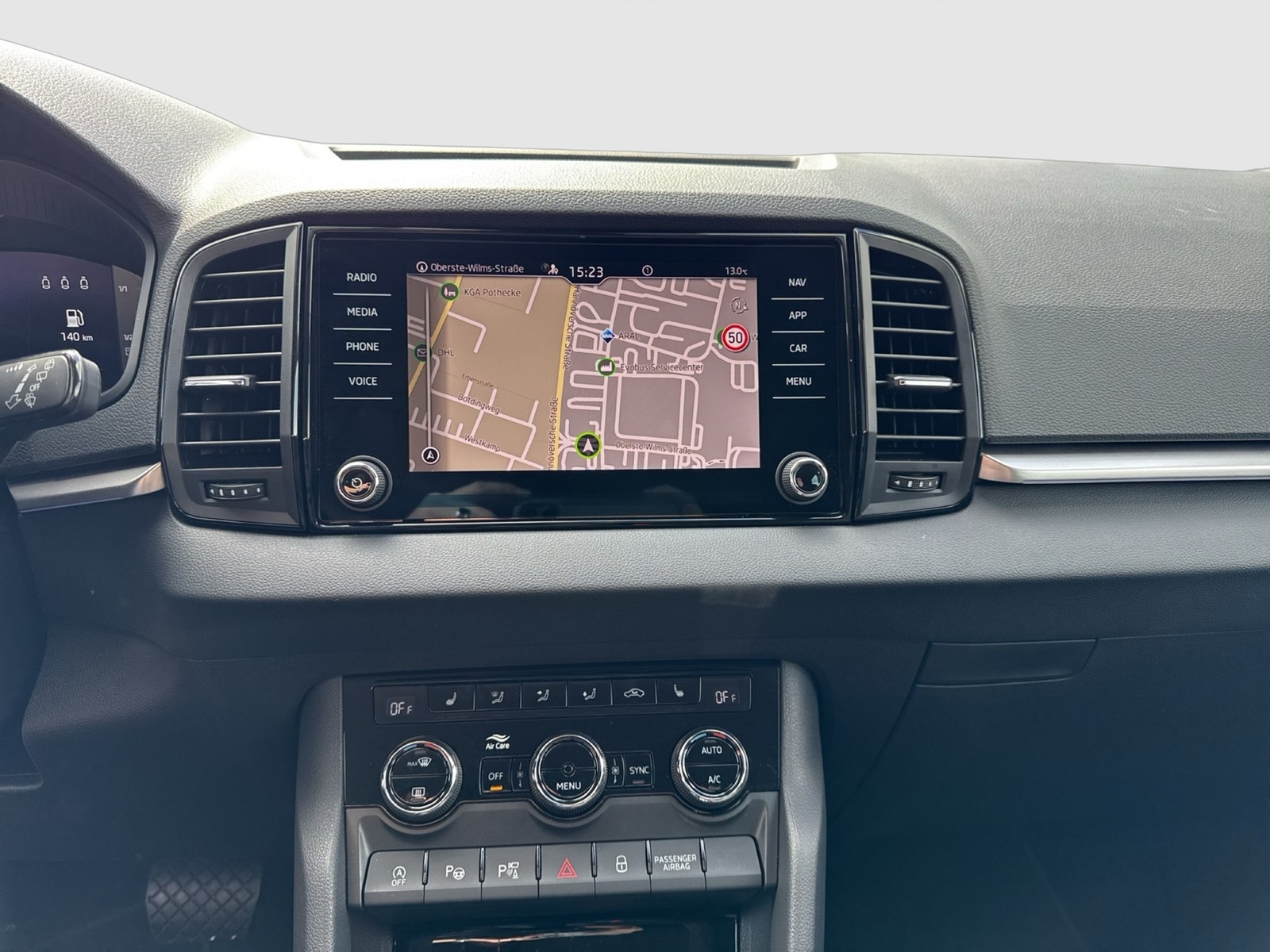 Skoda Karoq 2.0 TOUR AHK 360°CAM MATRIX E-KLAPPE NAVI