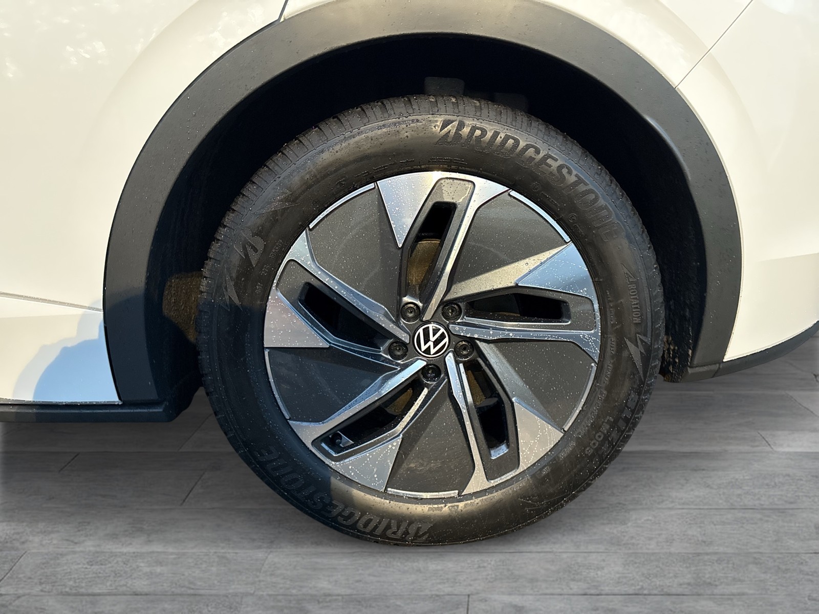 Volkswagen ID.5 PRO ACC LM19 NAVI CARPLAY SITZHEIZUNG