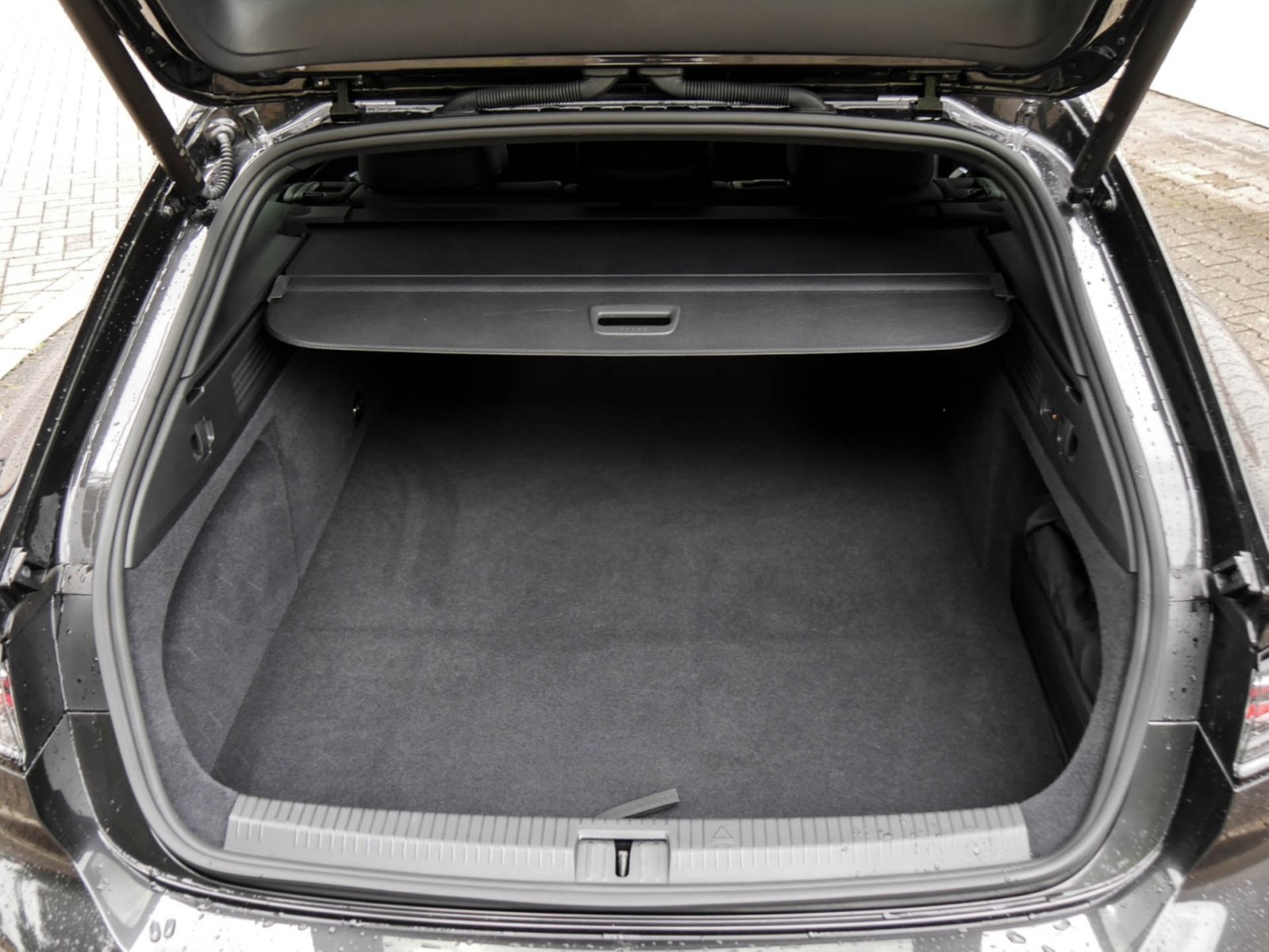 Volkswagen Arteon Shooting Brake HYBRID R-LINE LEDER AHK 19Z