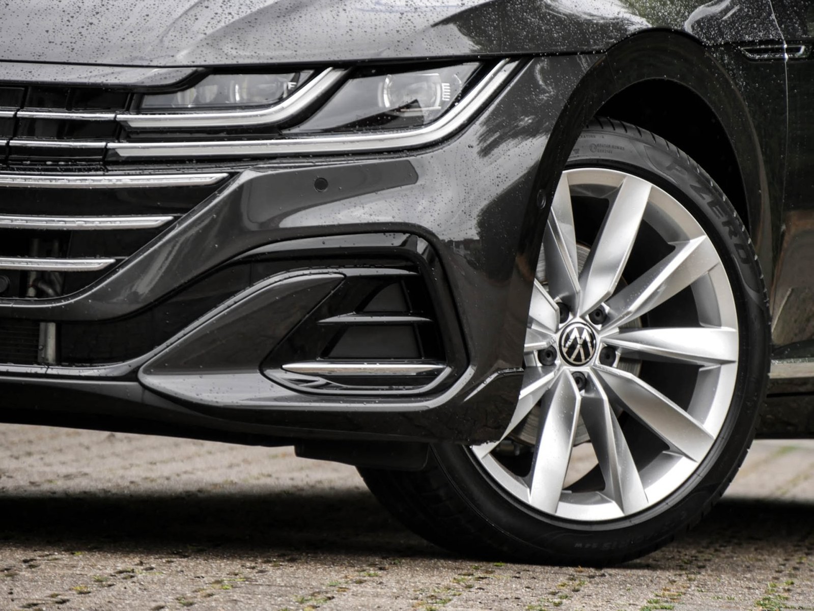 Volkswagen Arteon Shooting Brake HYBRID R-LINE LEDER AHK 19Z