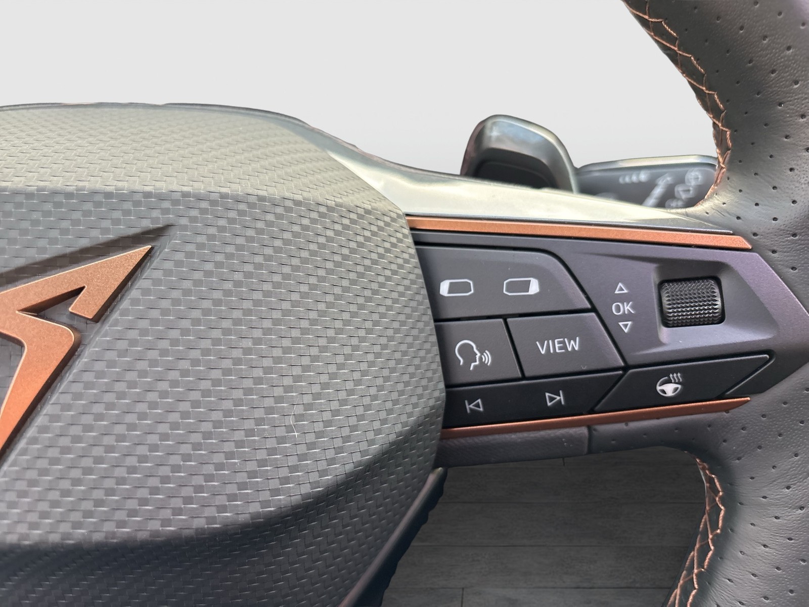 Cupra Formentor 1.5 ACC LM18 NAVI CARPLAY SITZHEIZUNG