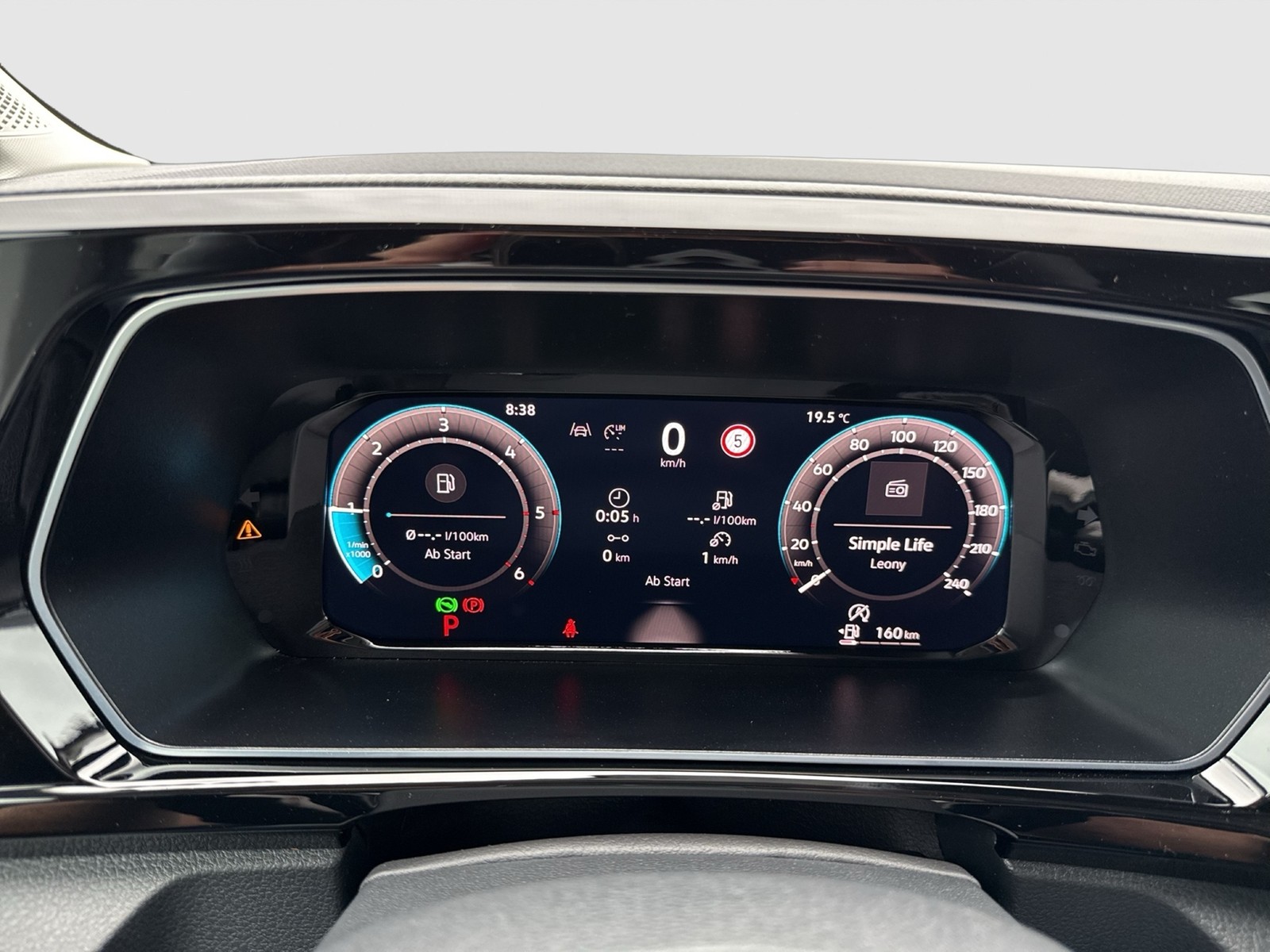 Volkswagen Caddy Maxi 2.0 EDITION DSG AHK CAM LED LM18