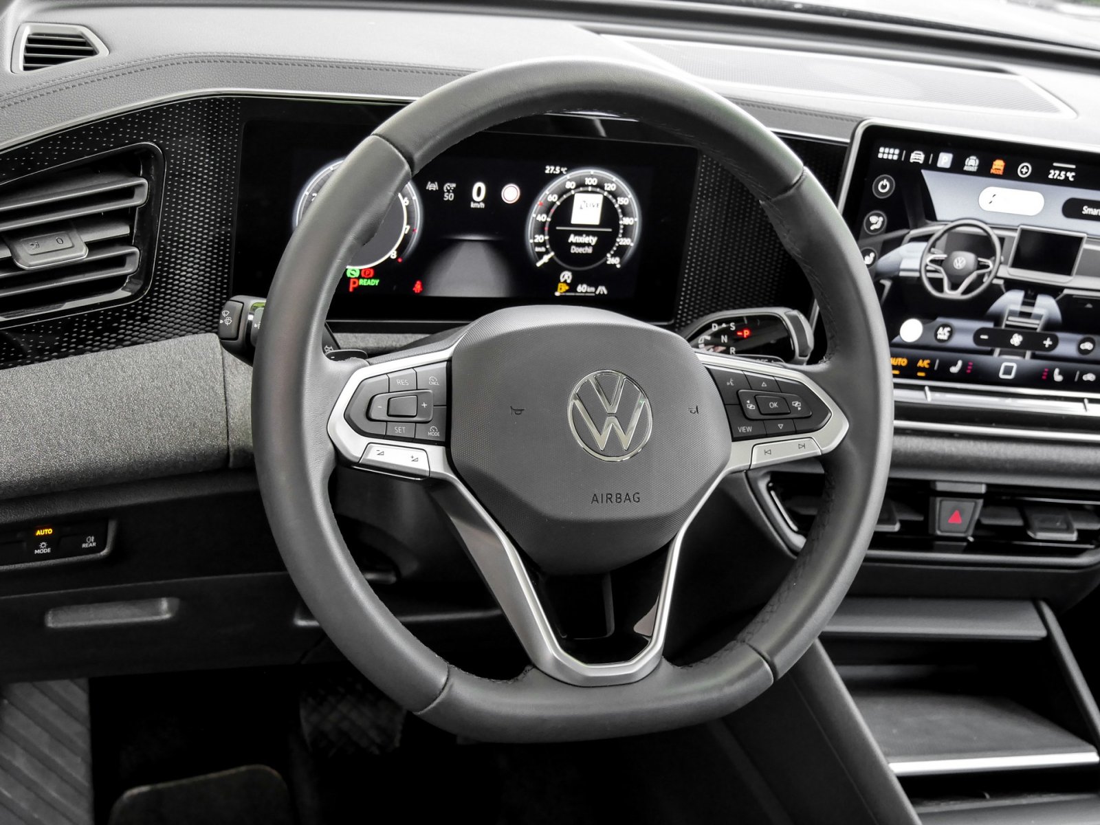 Volkswagen Tiguan 1.5 eTSI NEUES MODELL AHK CAM NAVI SITZHZ