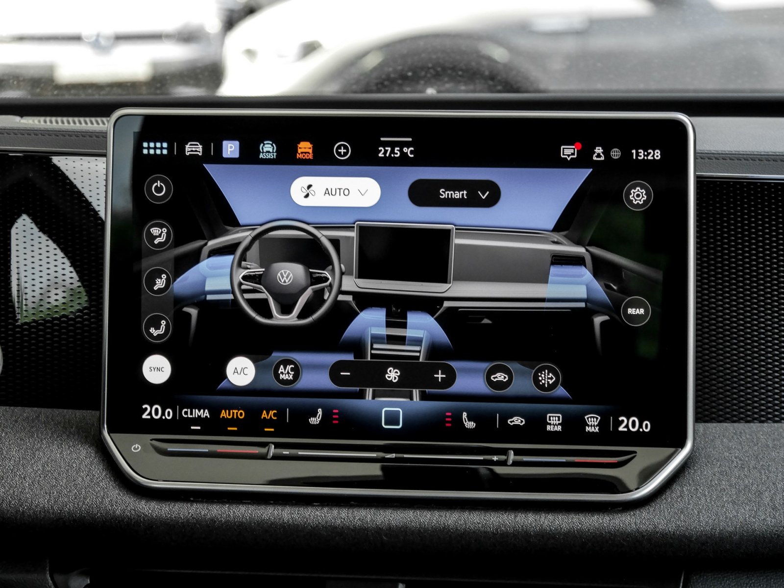 Volkswagen Tiguan 1.5 eTSI NEUES MODELL AHK CAM NAVI SITZHZ