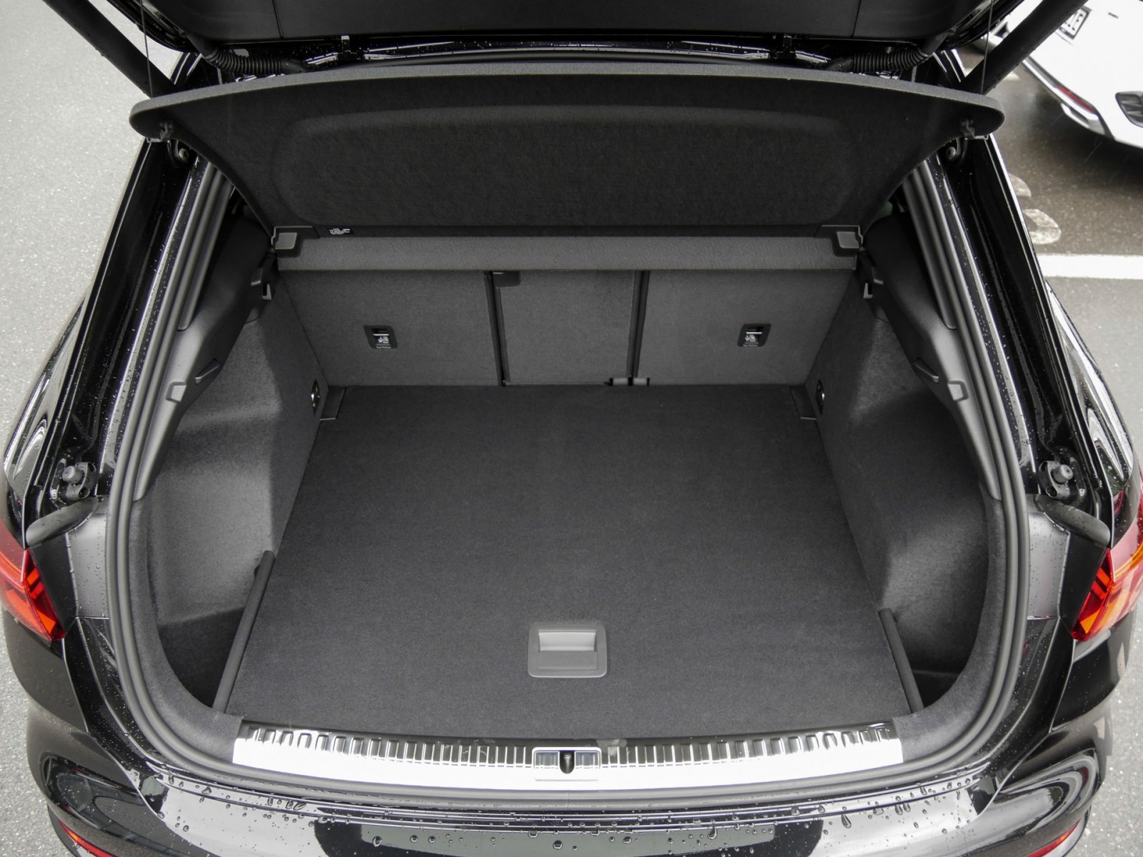 Audi Q3 35 S LINE SONOS AHK CAM ACC LM19 E-KLAPPE