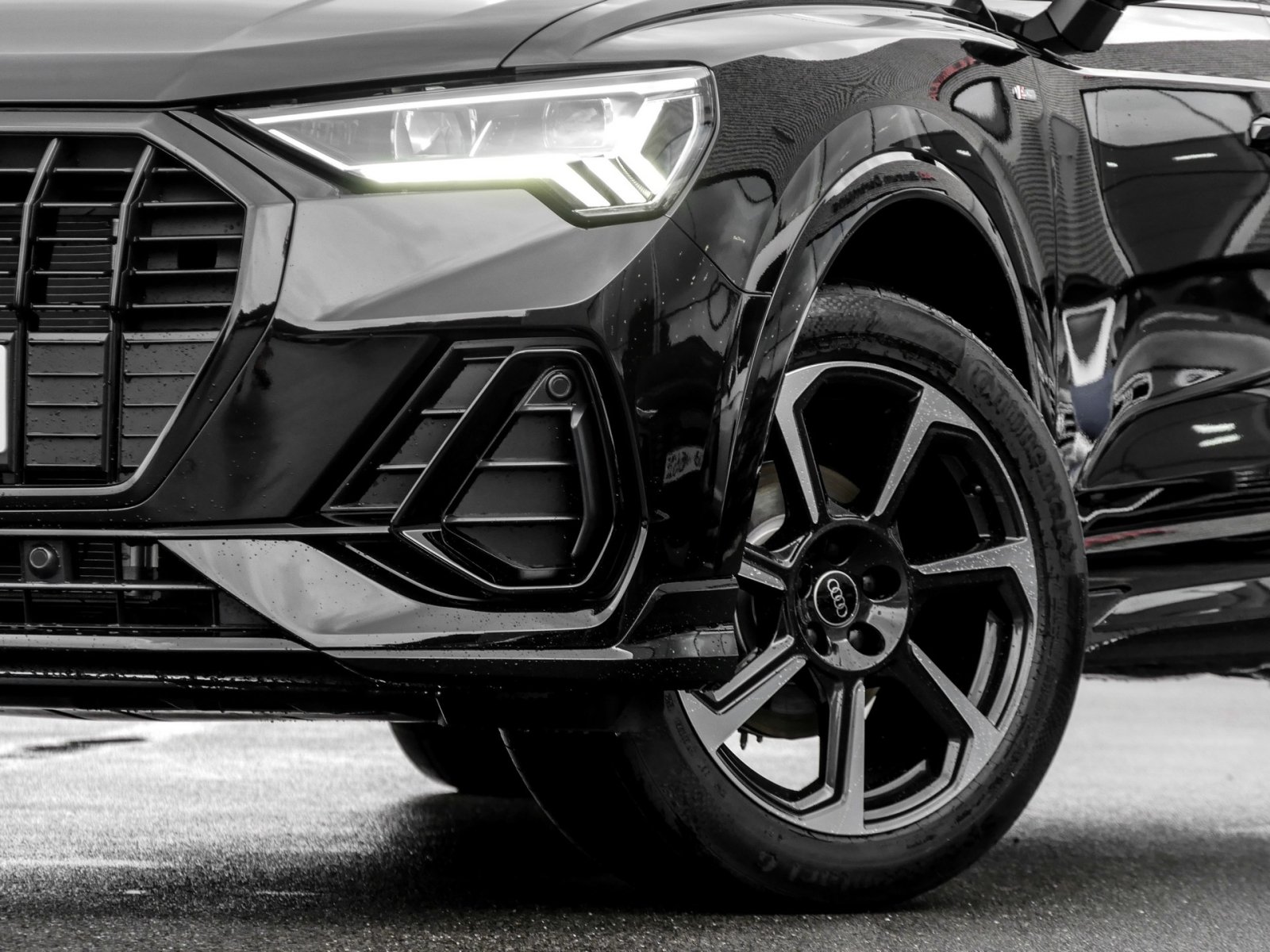 Audi Q3 35 S LINE SONOS AHK CAM ACC LM19 E-KLAPPE