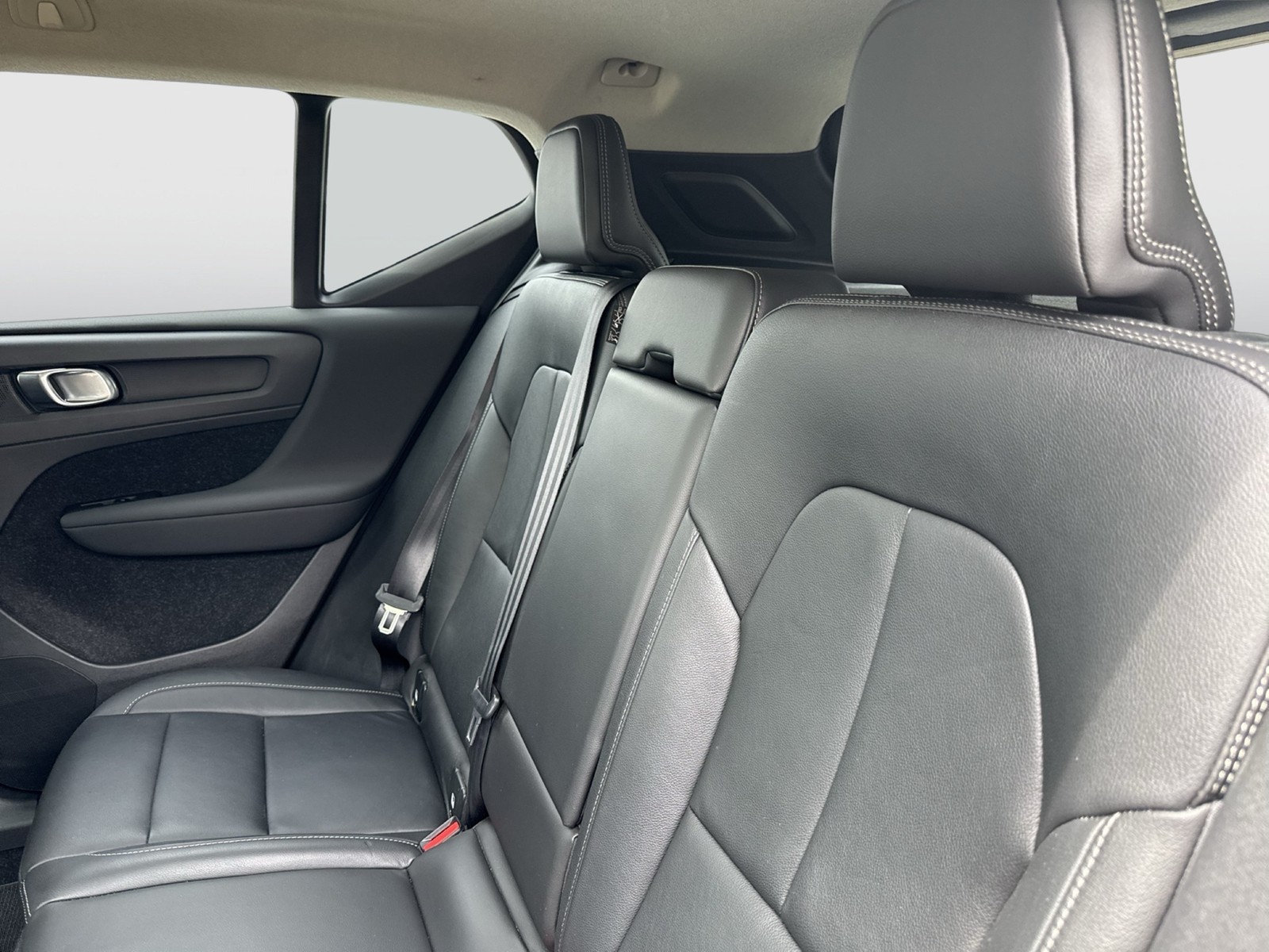 Volvo XC40 INSCRIPTION LEDER PANO KAMERA ALU19 NAVI