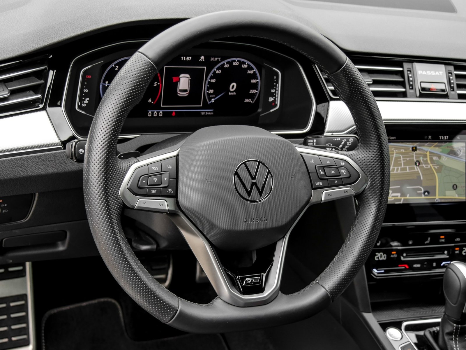 Volkswagen Passat Variant 2.0 R-LINE LEDER STANDHZ AHK LM19