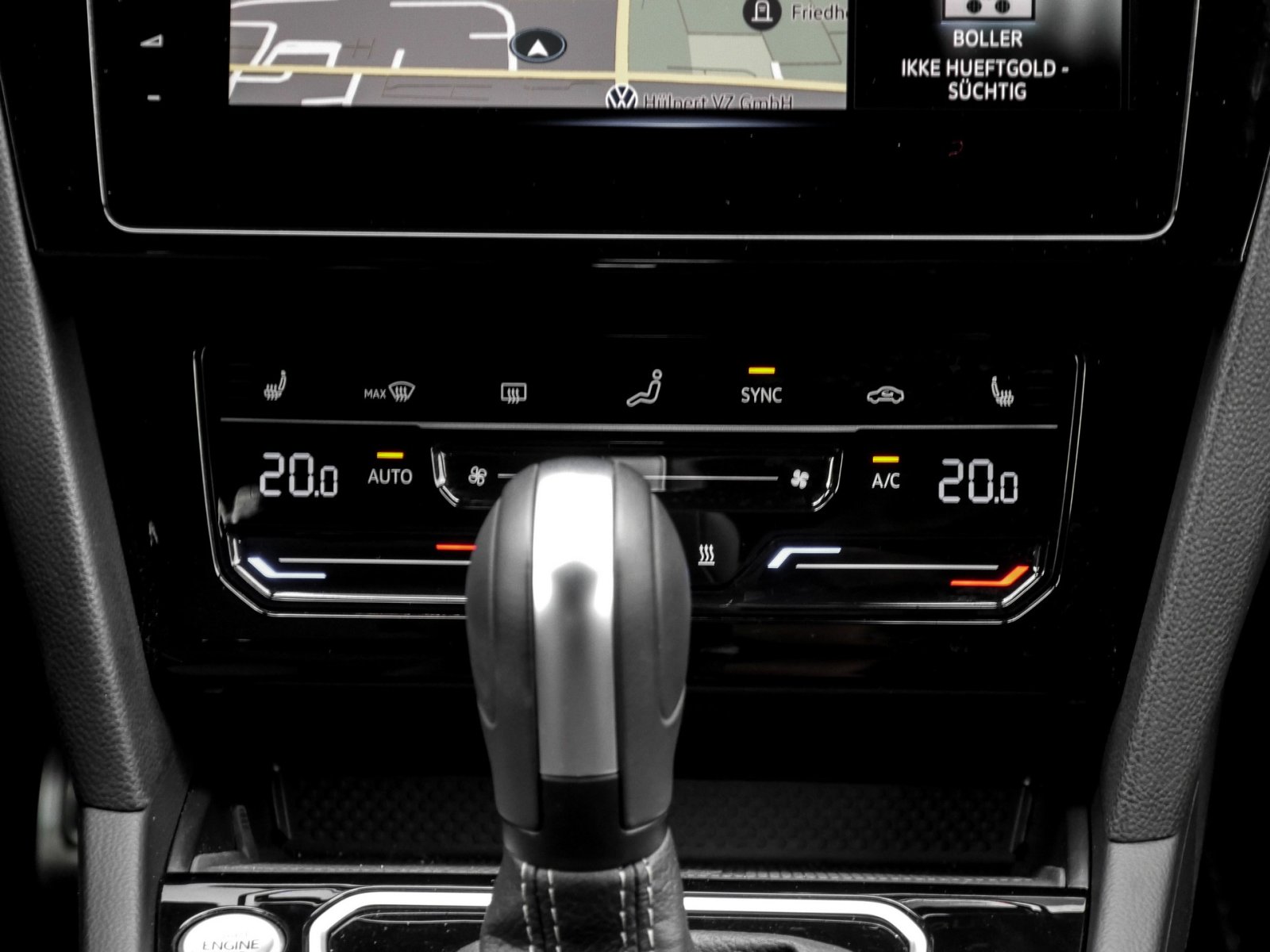 Volkswagen Passat Variant 2.0 R-LINE LEDER STANDHZ AHK LM19