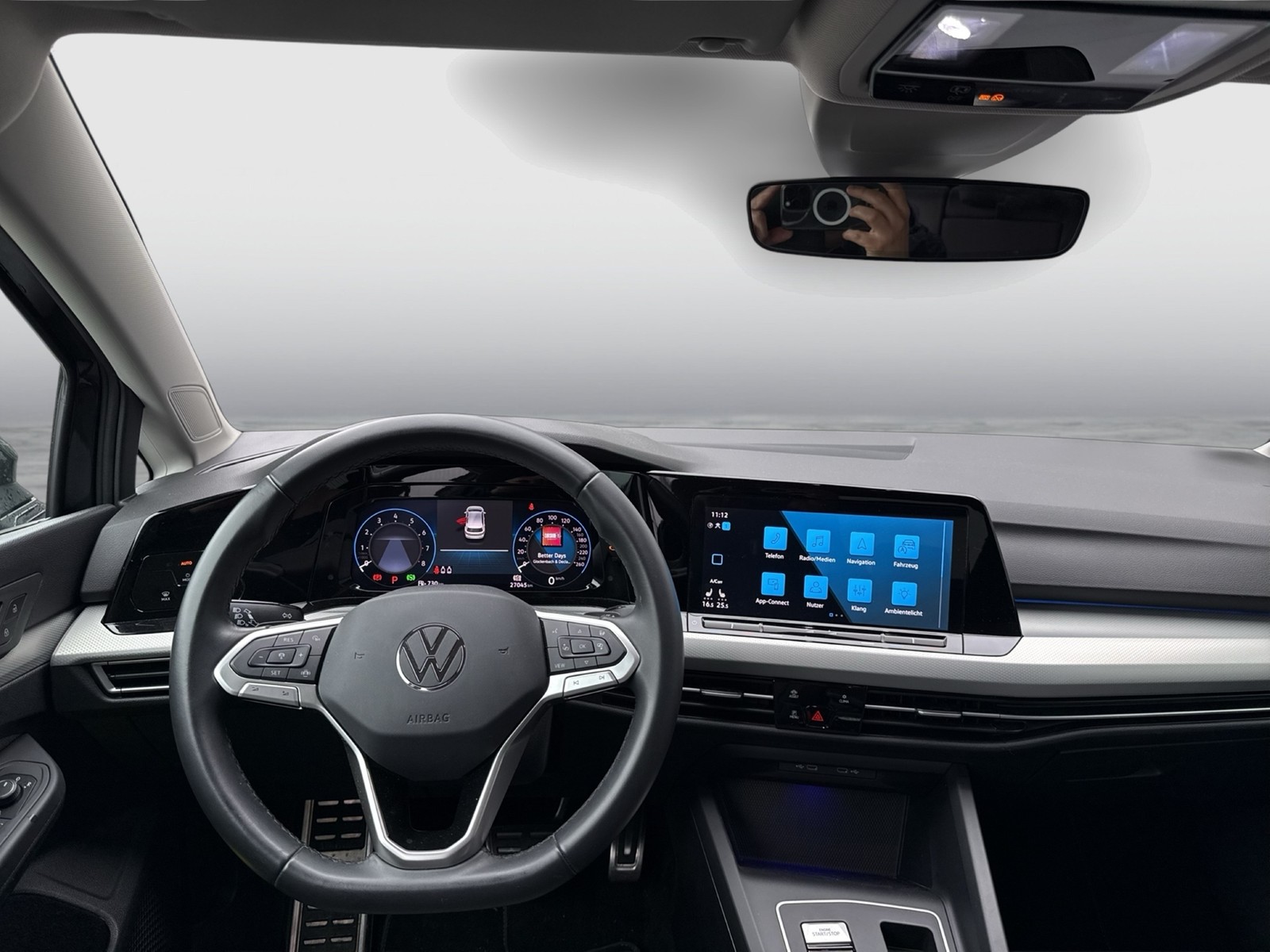 Volkswagen Golf VIII 1.0 eTSI MOVE CAM ACC CARPLAY SITZHEIZ