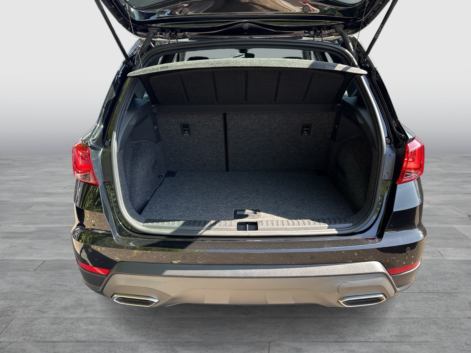 Seat Arona 1.0 FR KAMERA NAVI ALU17" SITZHEIZUNG