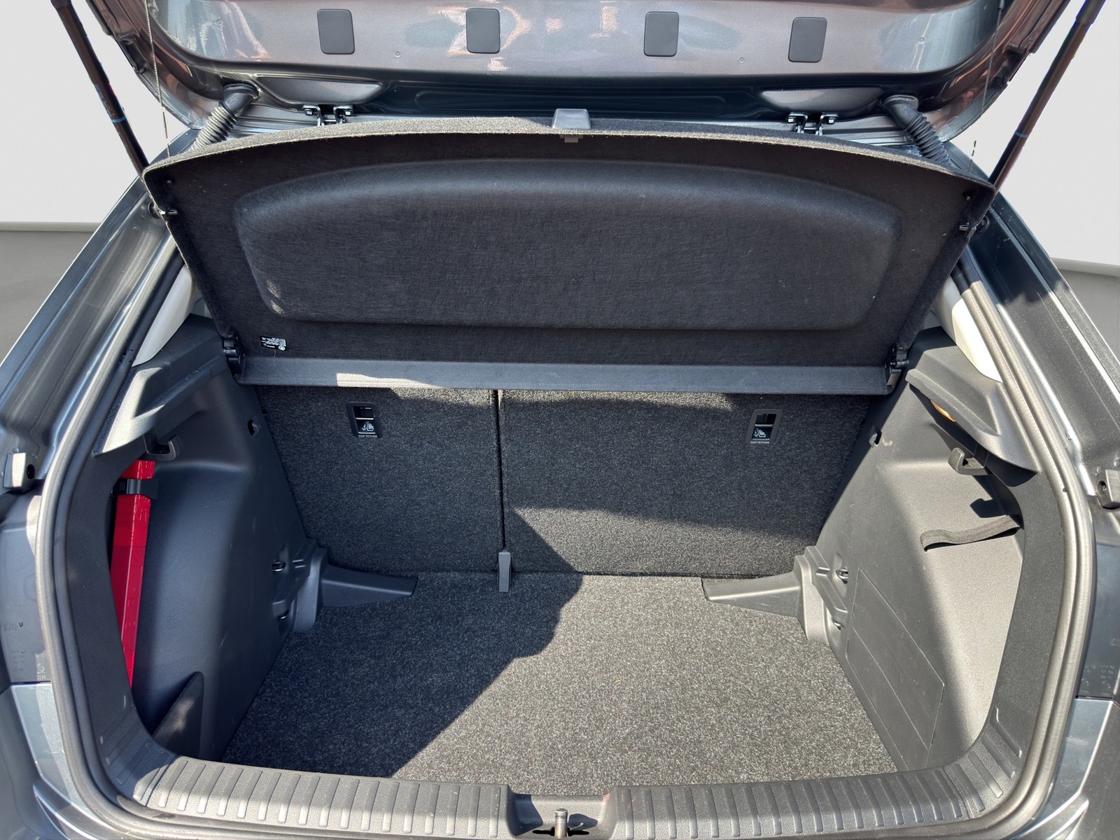 Skoda Fabia 1.0 DRIVE PANO CAM ACC AHK-VORB. NAVI ALU
