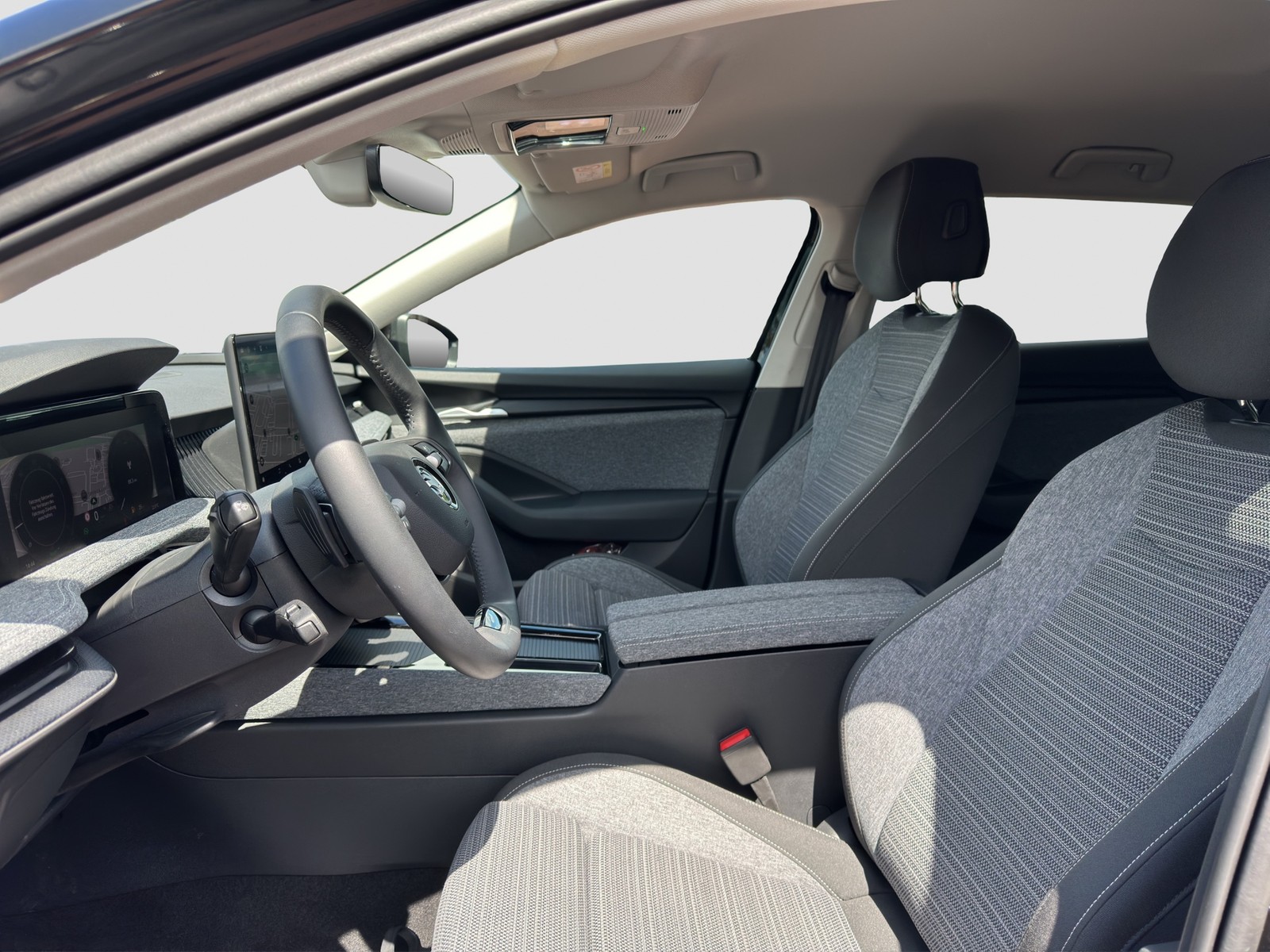 Skoda Superb Combi 1.5 eTSI SELECTION CAM ACC E-KLAPPE