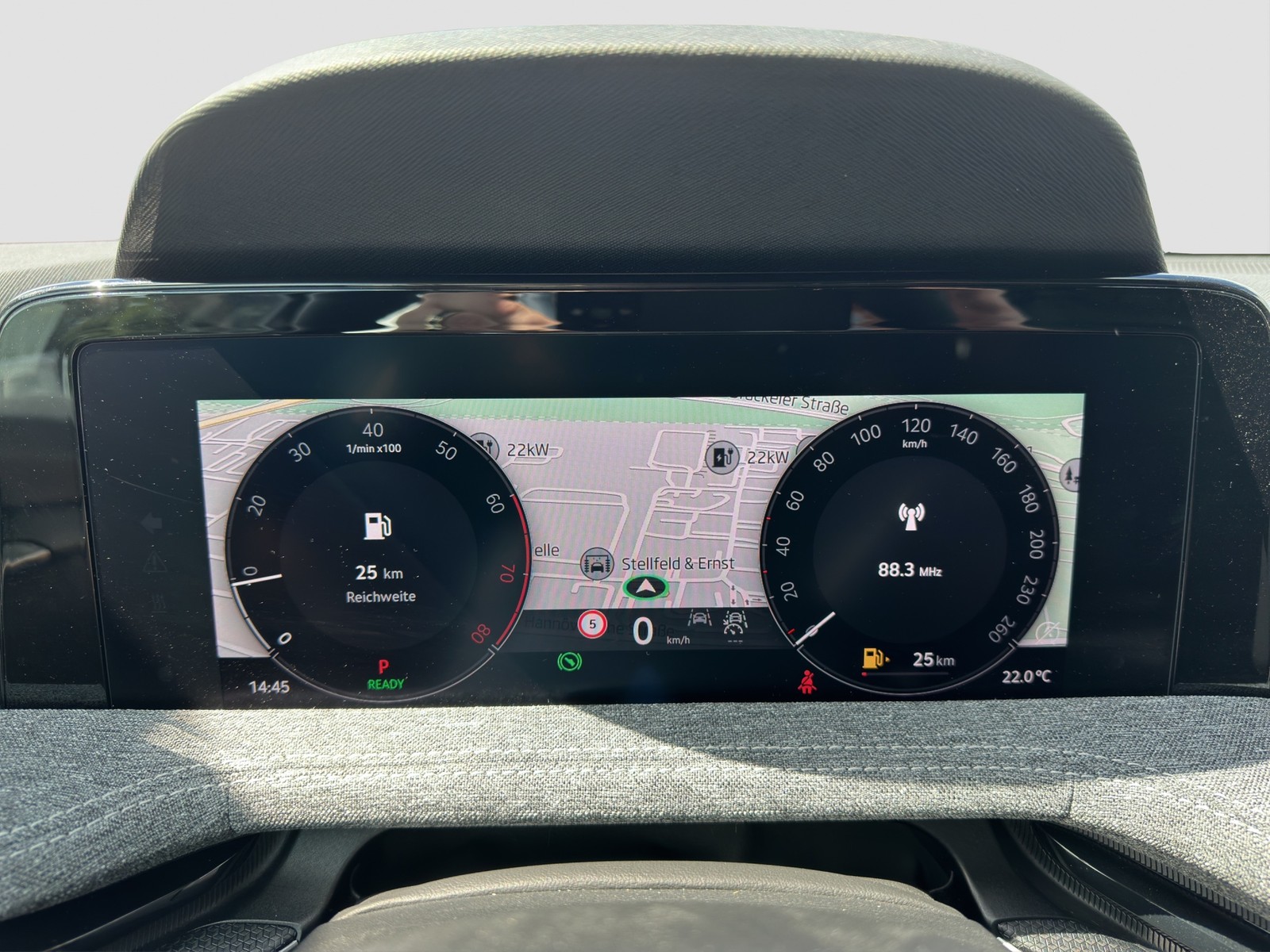 Skoda Superb Combi 1.5 eTSI SELECTION CAM ACC E-KLAPPE