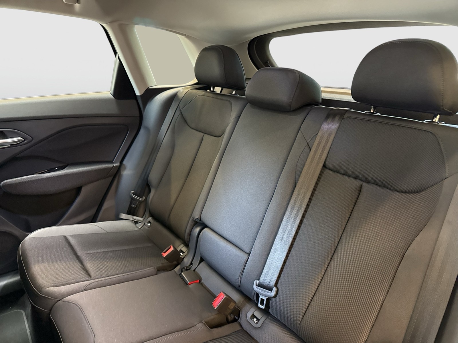 Audi Q3 advanced NEUES MODELL CAM ACC E-KLAPPE NAVI