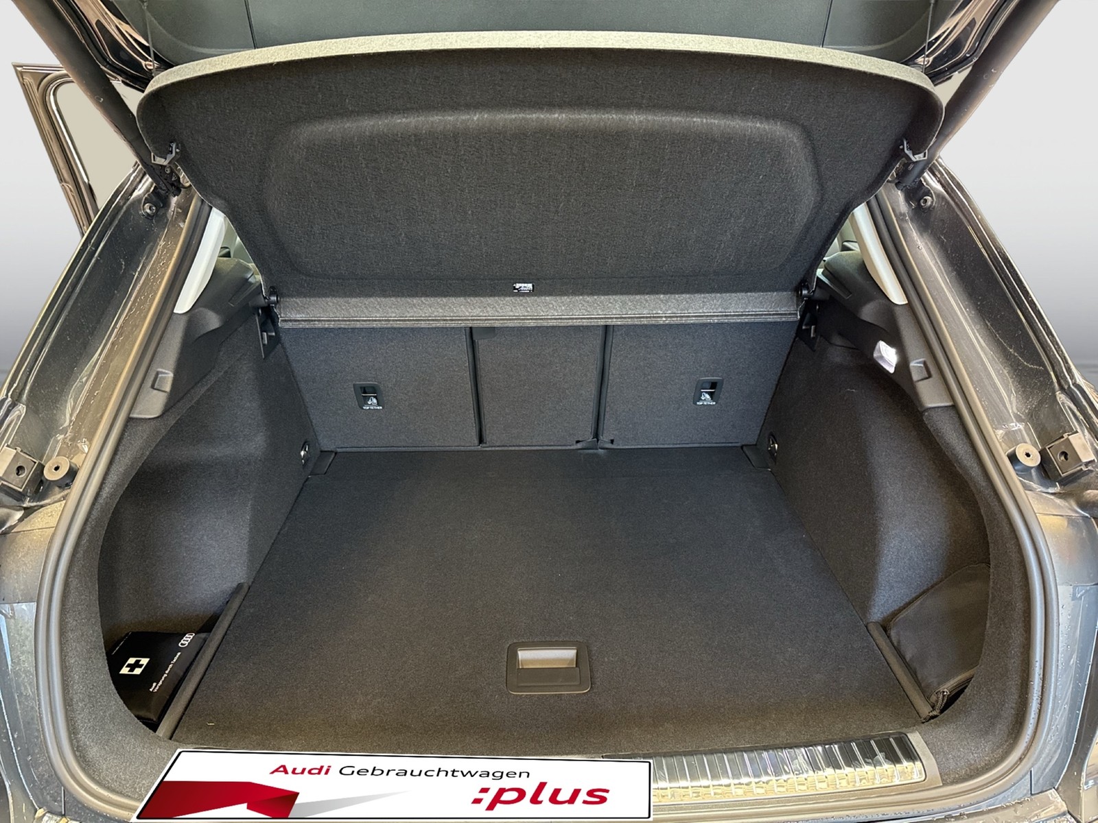 Audi Q3 advanced NEUES MODELL CAM ACC E-KLAPPE NAVI