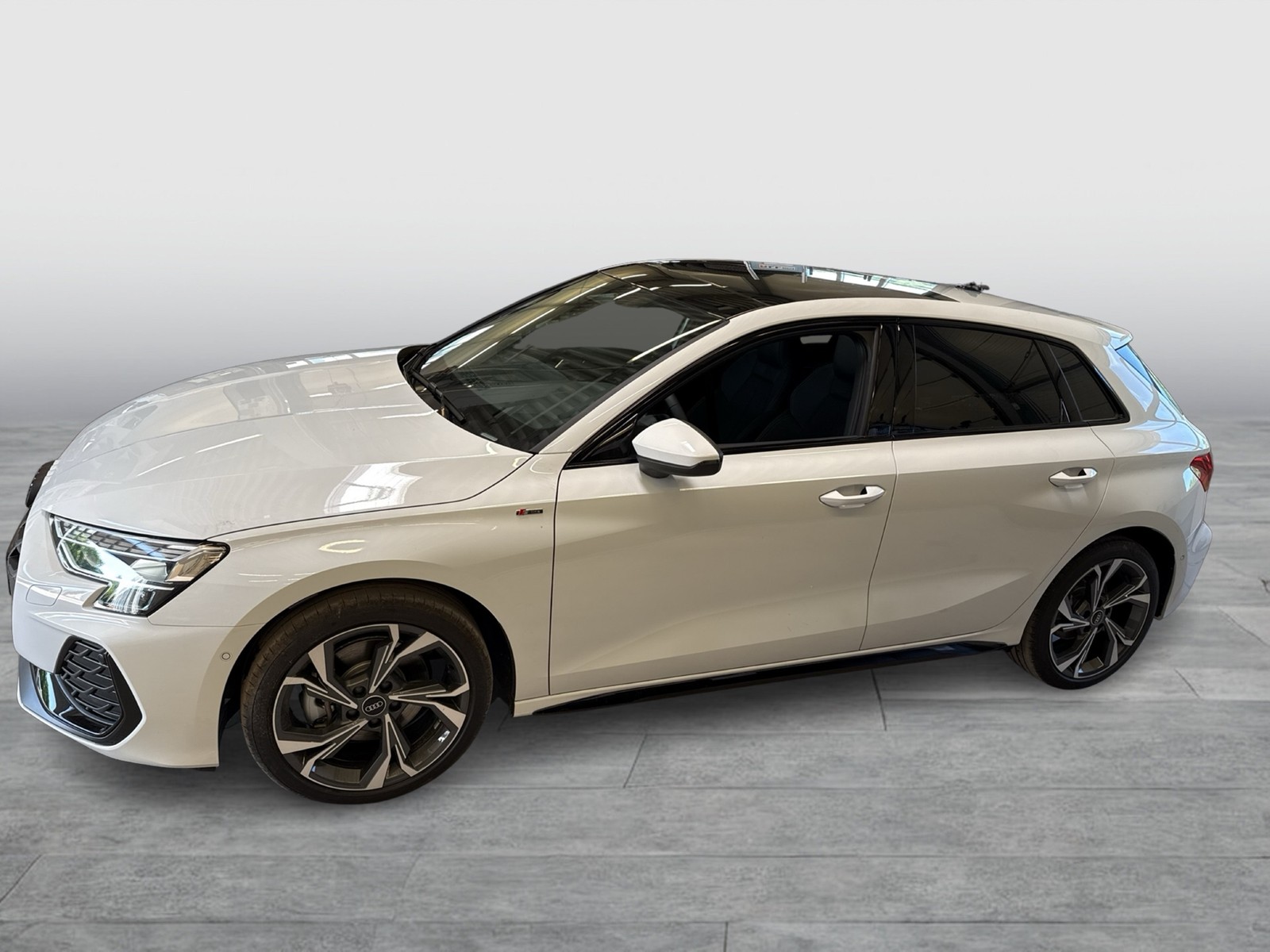 Audi A3 Sportback quattro S LINE PANO AHK CAM LM18