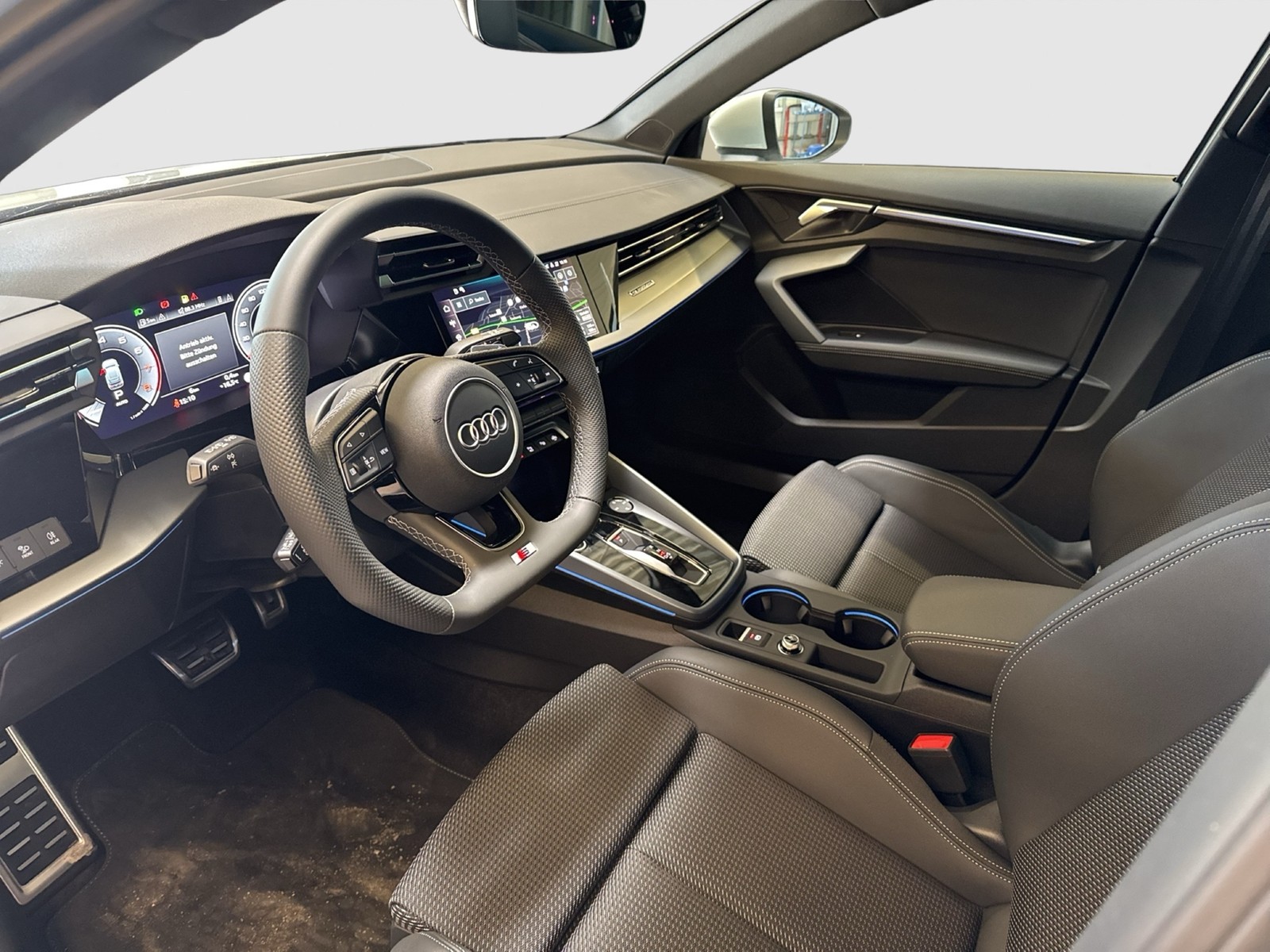 Audi A3 Sportback quattro S LINE PANO AHK CAM LM18