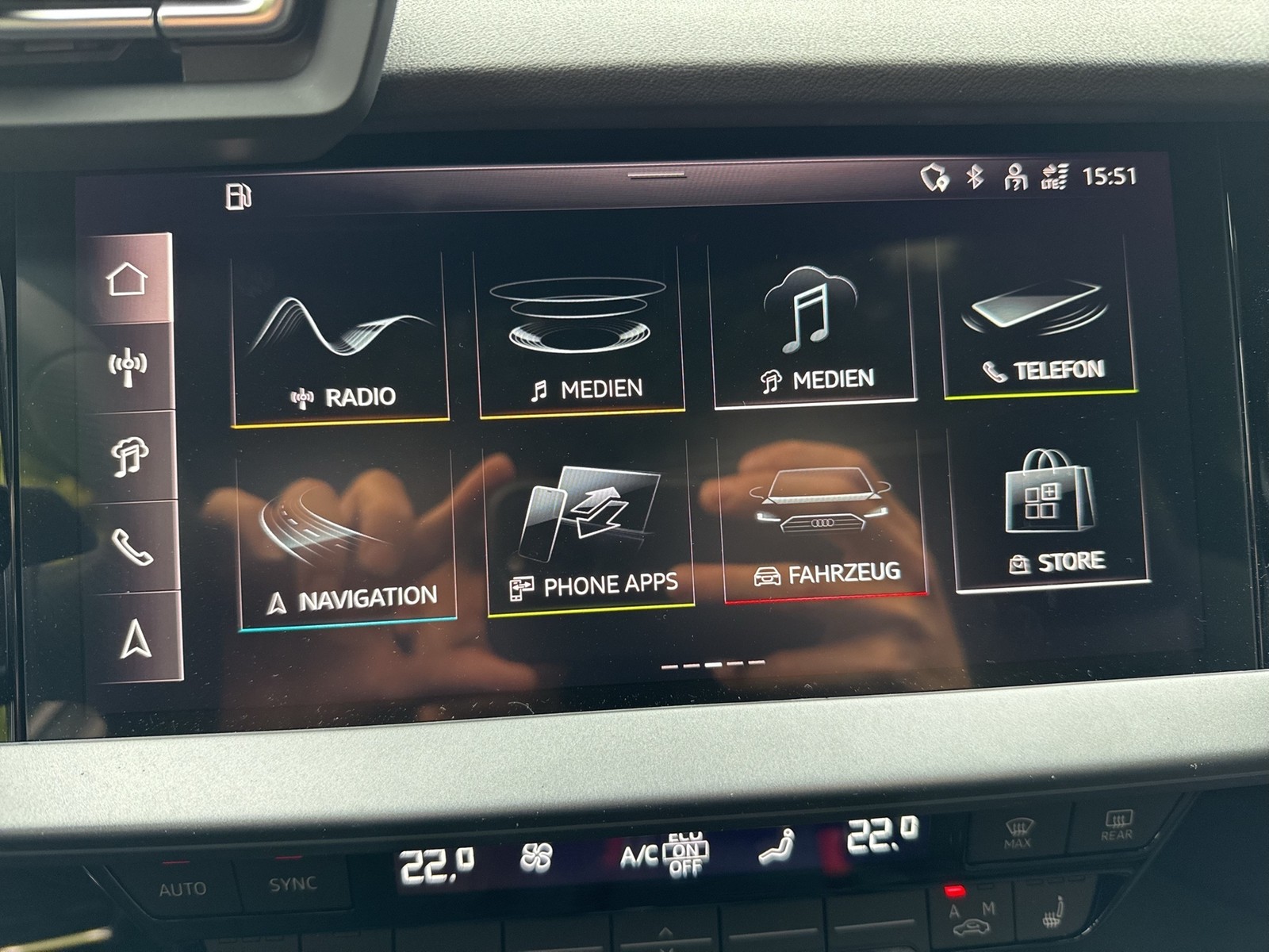 Audi A3 Sportback quattro S LINE PANO AHK CAM LM18