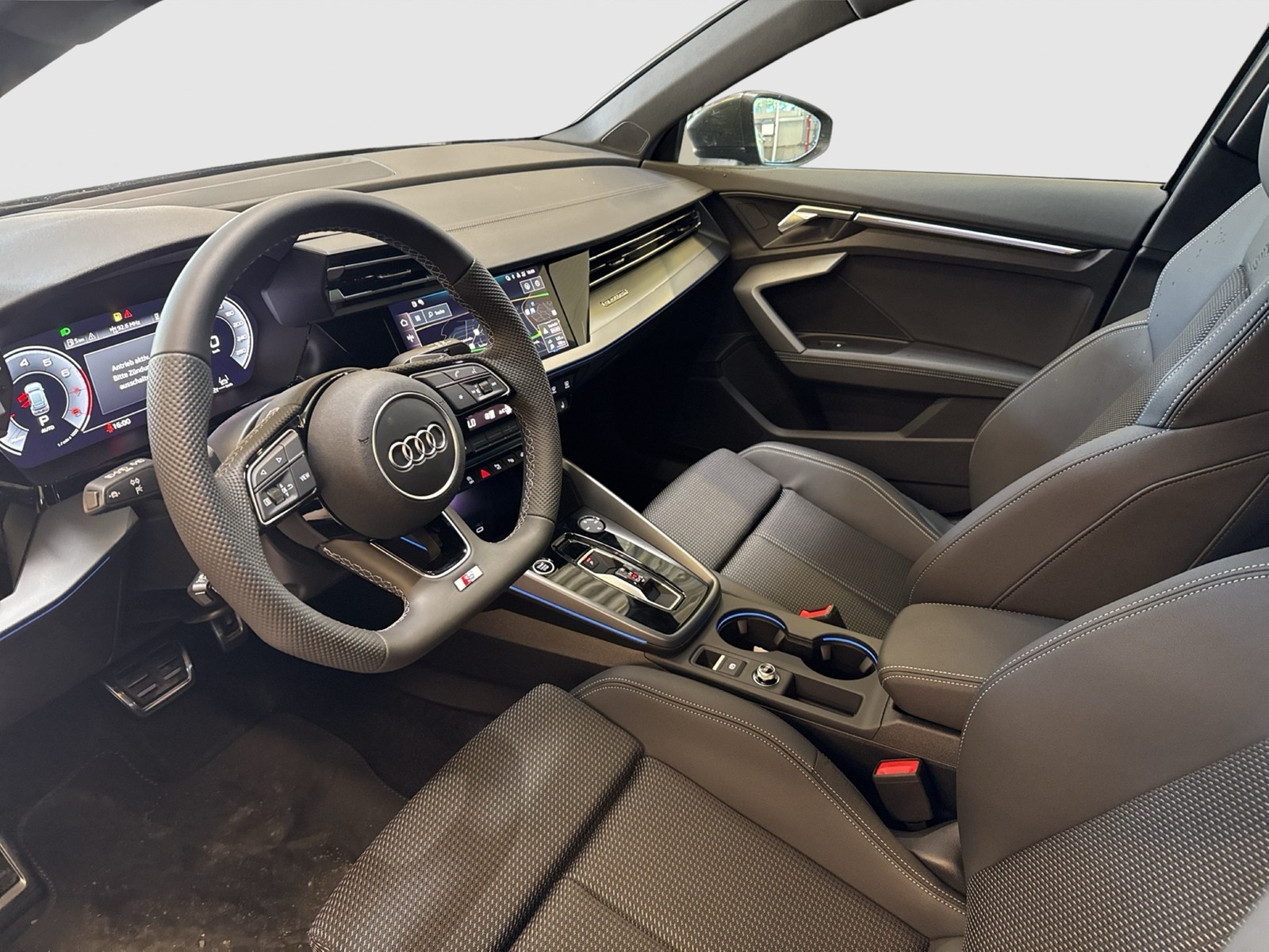 Audi A3 Sportback quattro S LINE PANO AHK CAM LM18