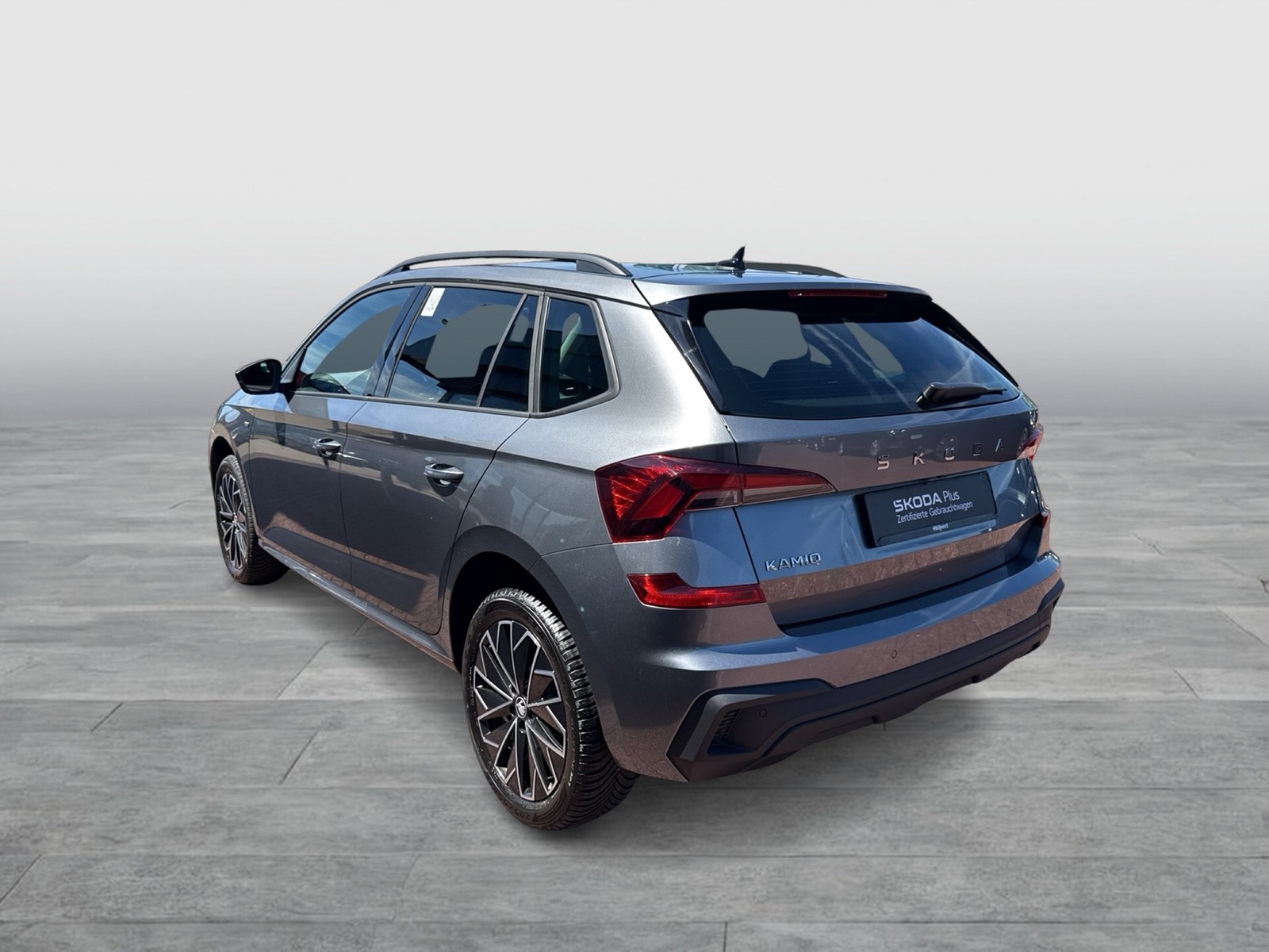 Skoda Kamiq 1.5 TOUR BLACKPACKAGE AHK CAM ACC MATRIX