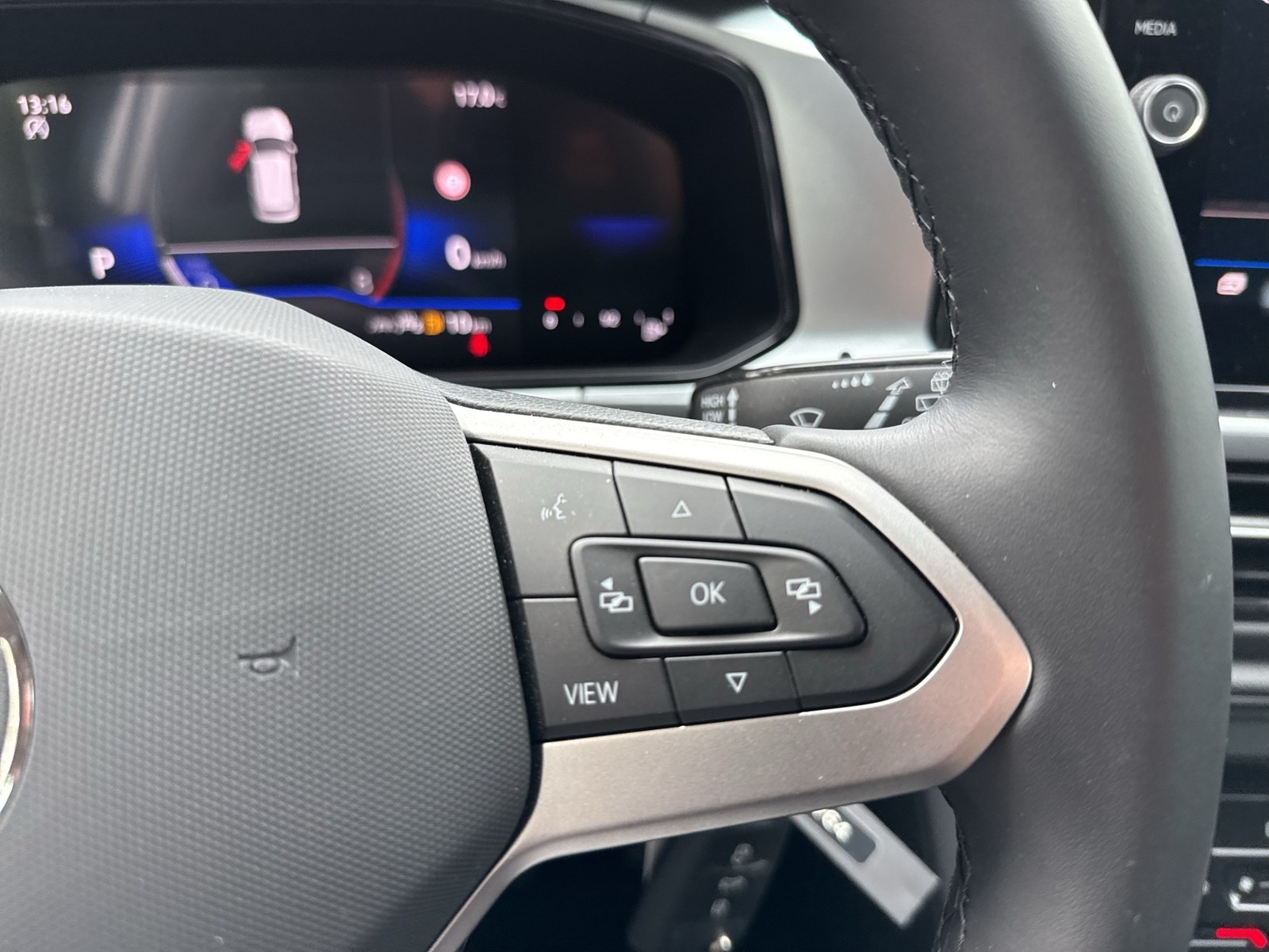 Volkswagen T-Roc 1.5 LIFE CAM LM17 NAVI CARPLAY SITZHEIZUNG