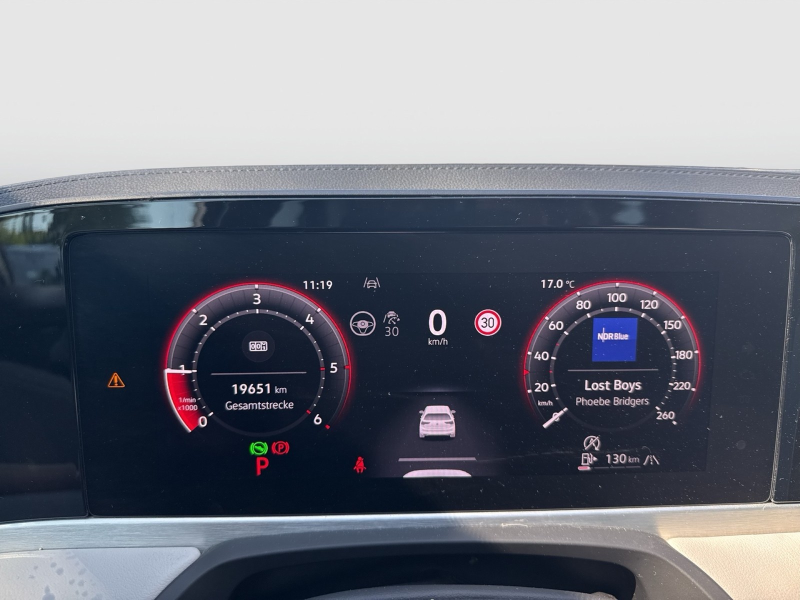 Volkswagen Passat Variant 2.0 ELEGANCE 4X4 STANDHZ. AHK ACC