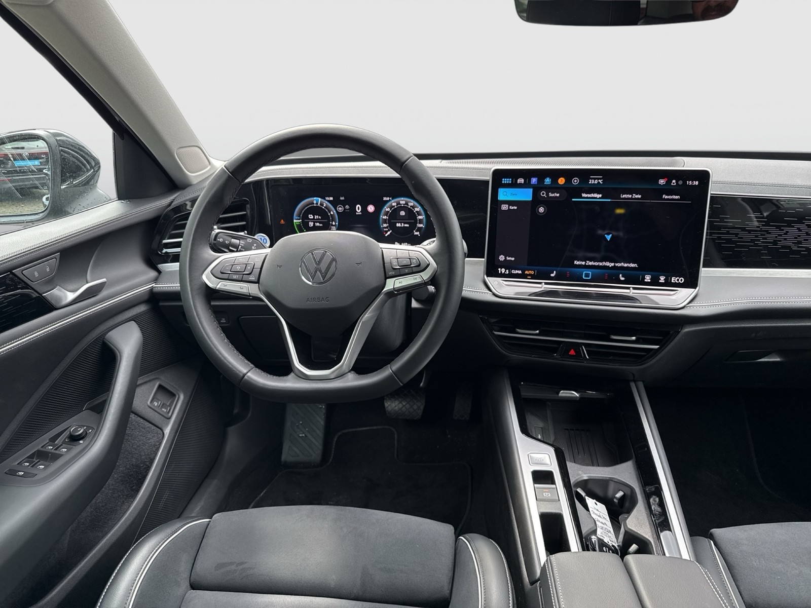 Volkswagen Passat Variant 1.5 HYBRID ELEGANCE AHK CAM ACC