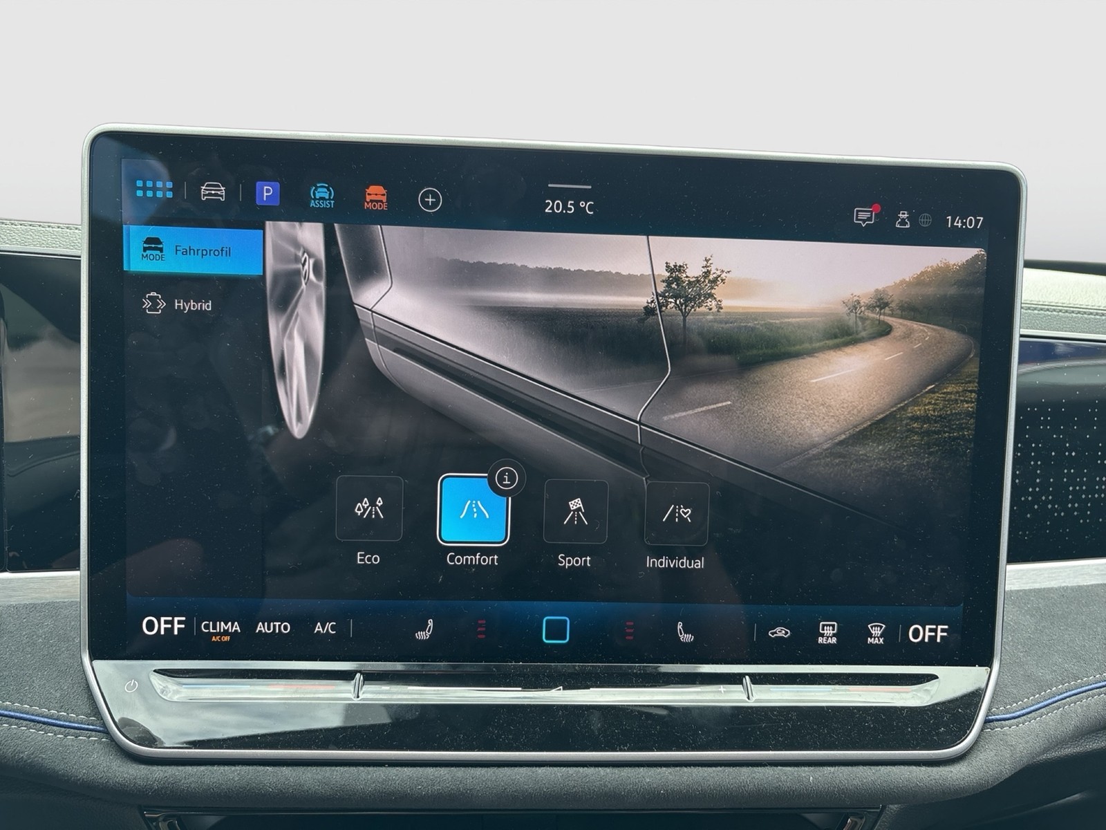 Volkswagen Passat Variant 1.5 HYBRID R-LINE AHK 360°CAM ACC