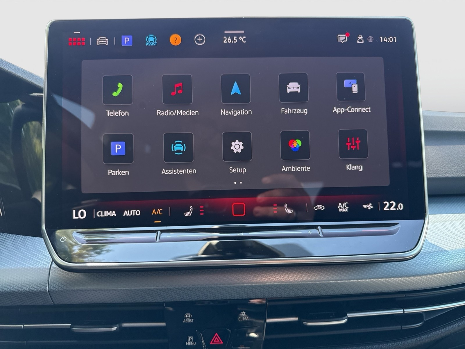 Volkswagen Golf VIII 1.5 eTSI GOAL ACC CARPLAY ALU SITZHEIZ