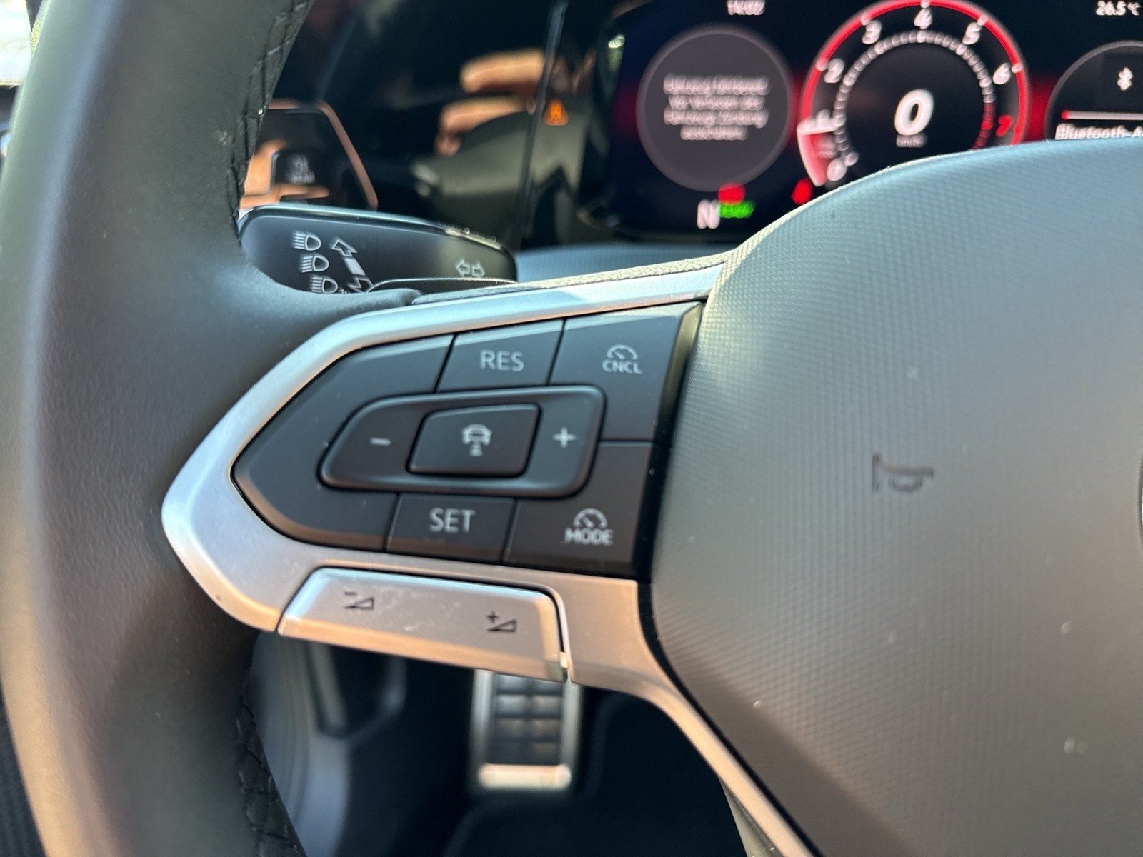 Volkswagen Golf VIII 1.5 eTSI GOAL ACC CARPLAY ALU SITZHEIZ
