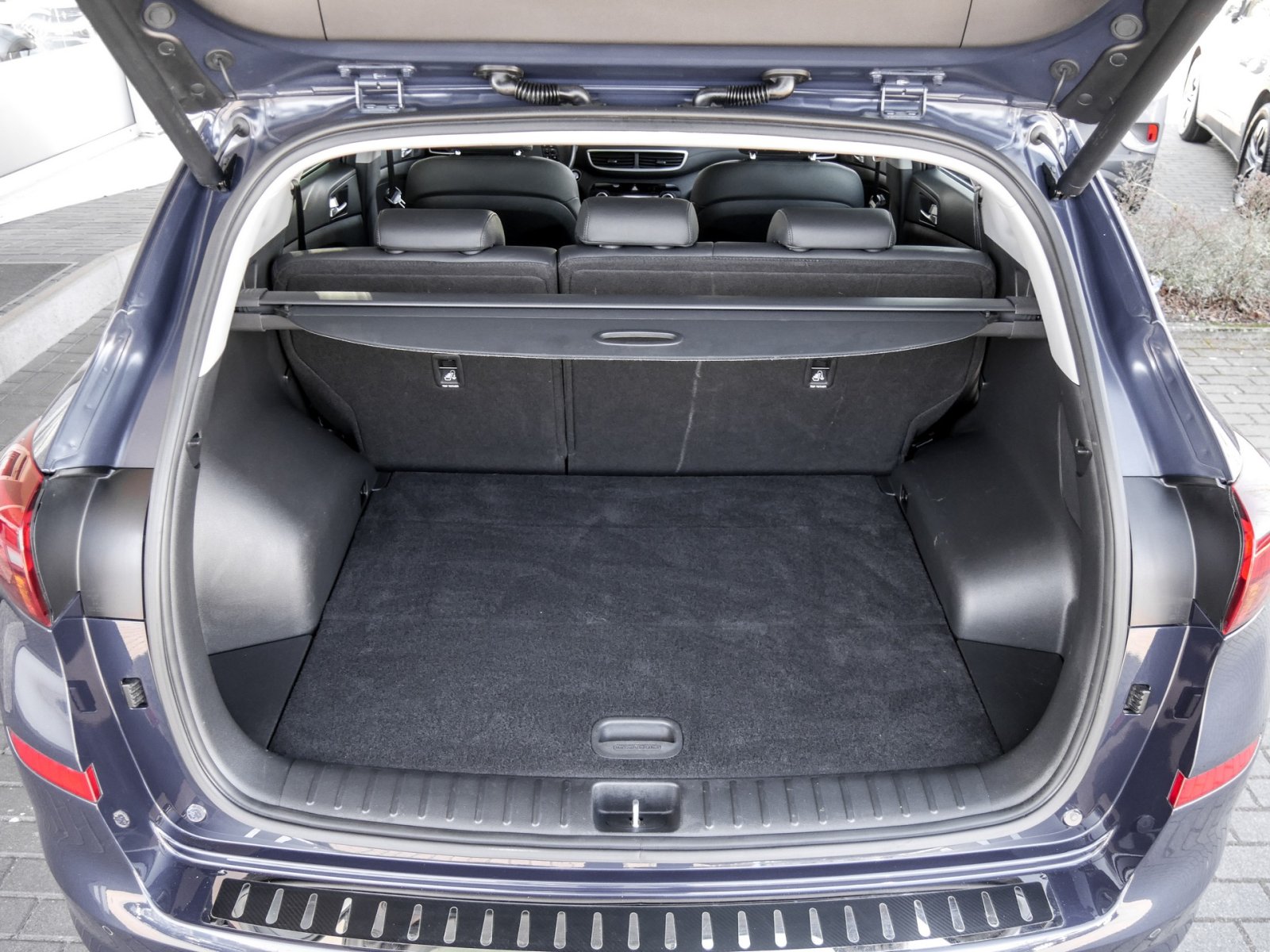 Hyundai Tucson 1.6 PREMIUM 4X4 LEDER CAM ACC LM19 NAVI