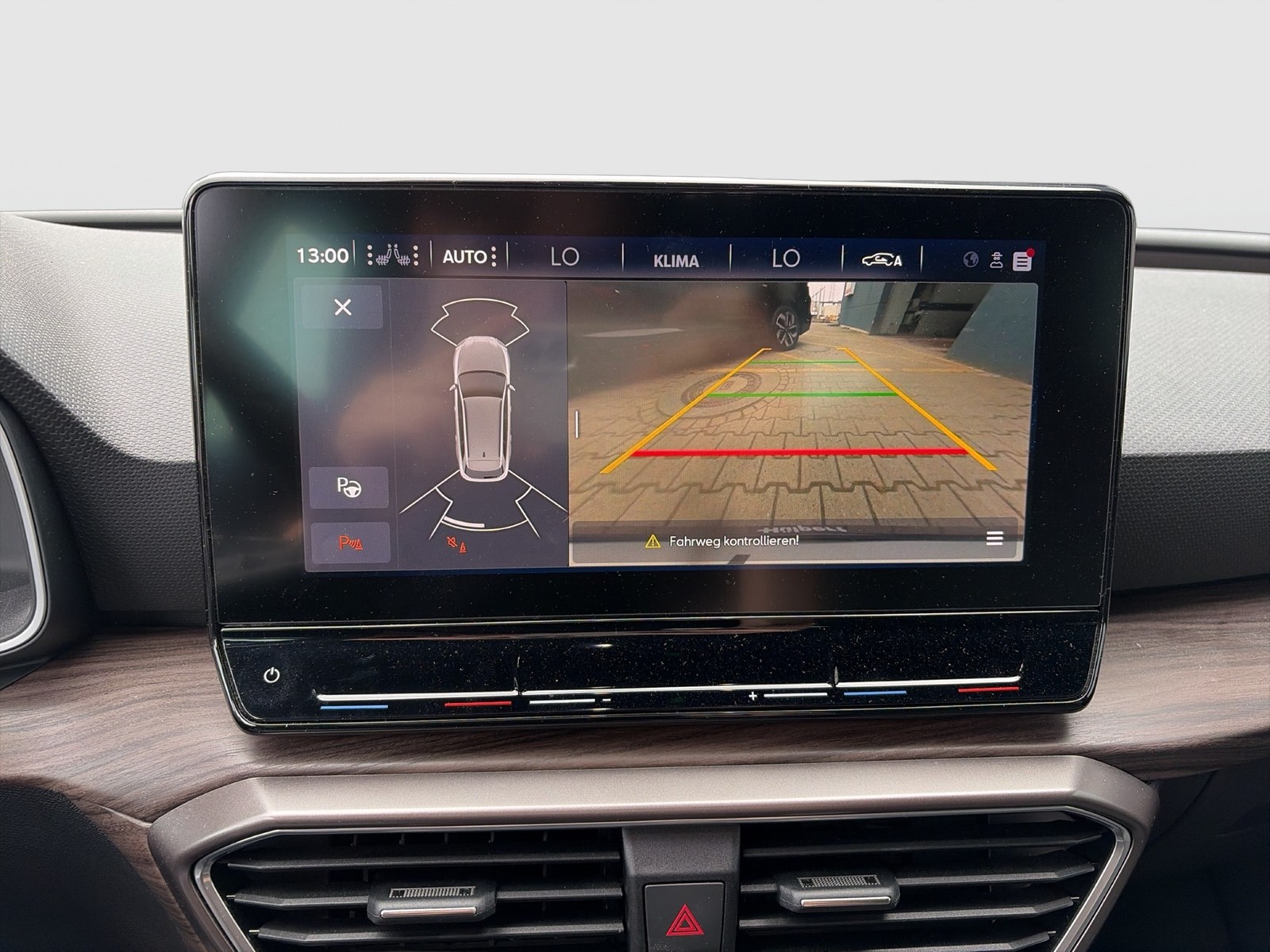 Seat Leon ST 1.5 XCELLENCE AHK CAM ACC LM18 NAVI