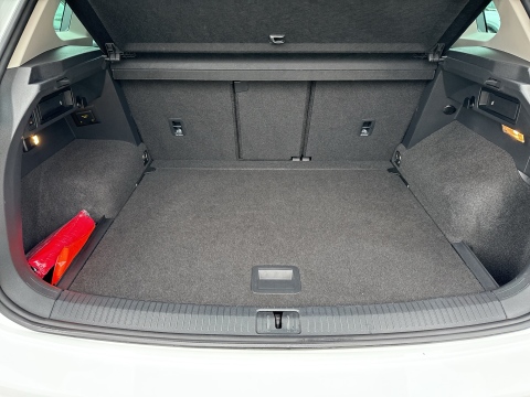 Volkswagen Tiguan 2.0 ELEGANCE 4X4 AHK 360°CAM ACC LM20